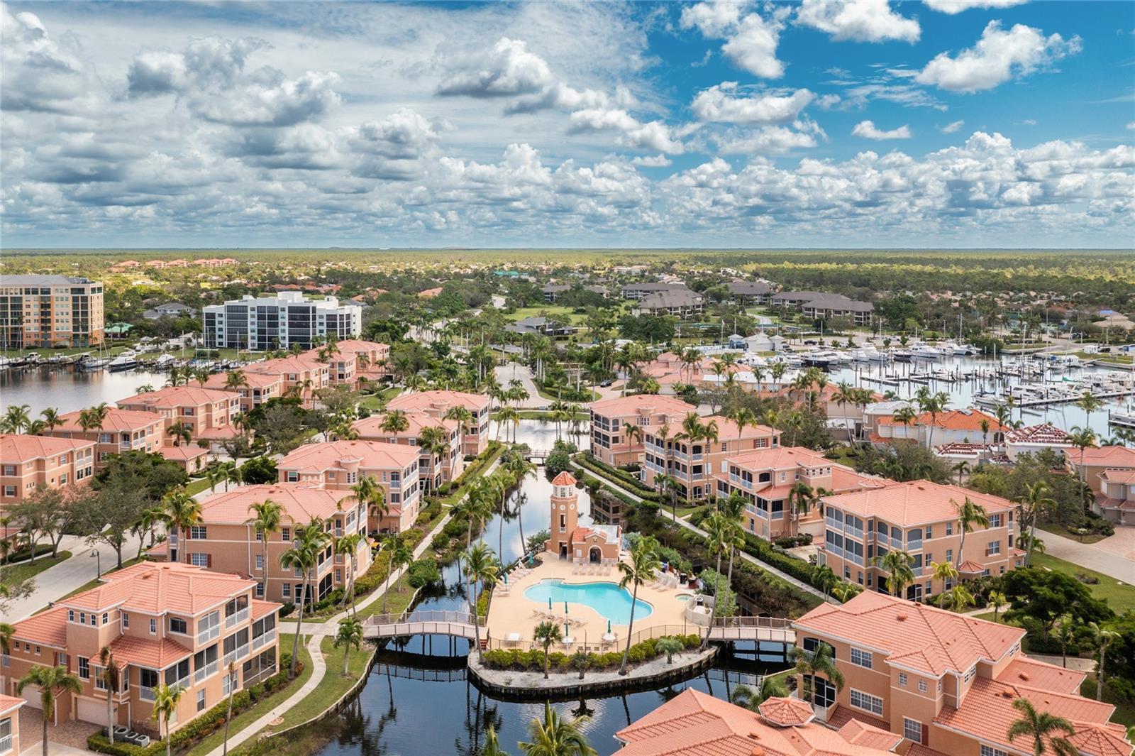 3228 SUNSET KEY CIR #103