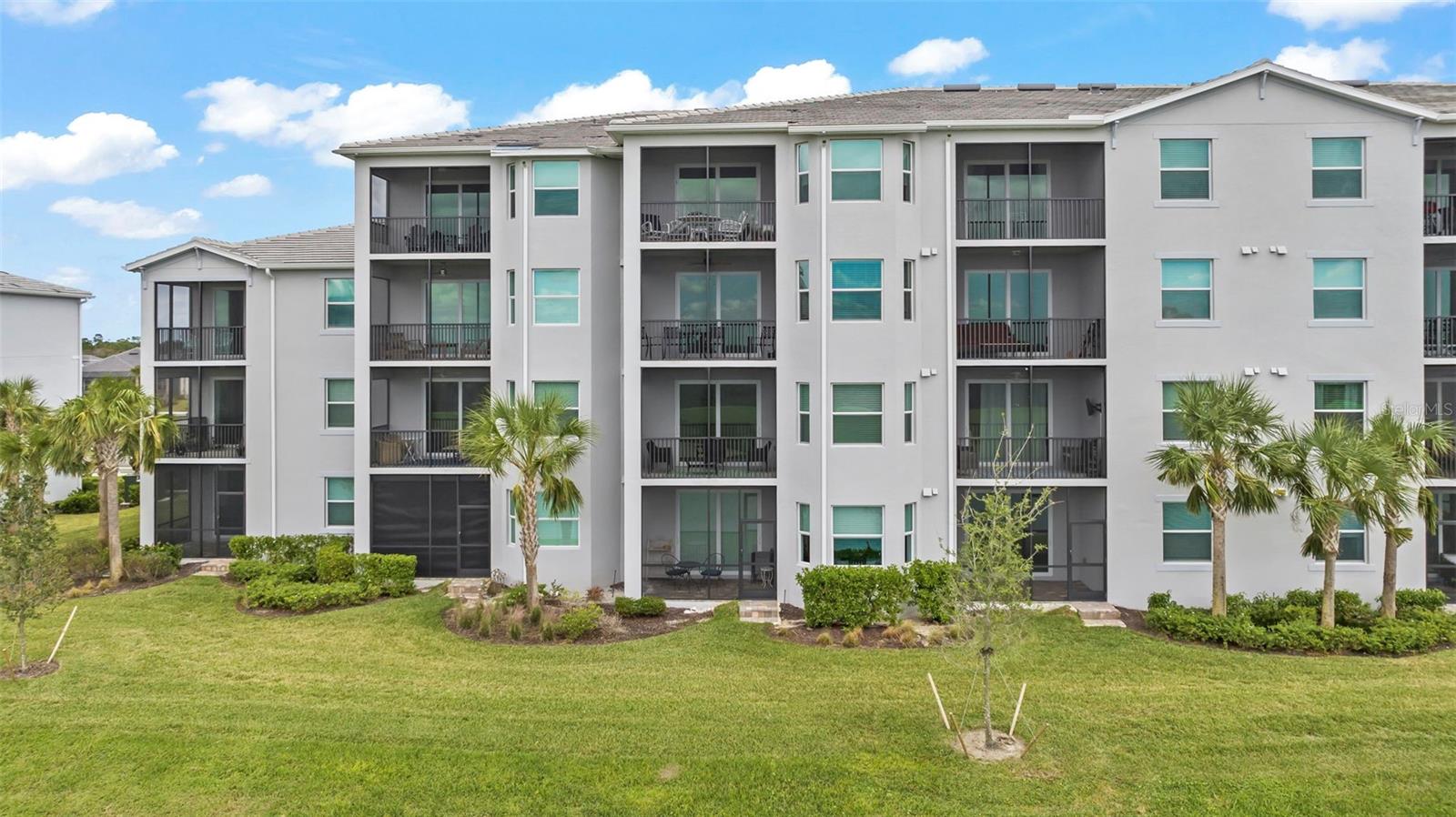 14051 HERITAGE LANDING BLVD #526