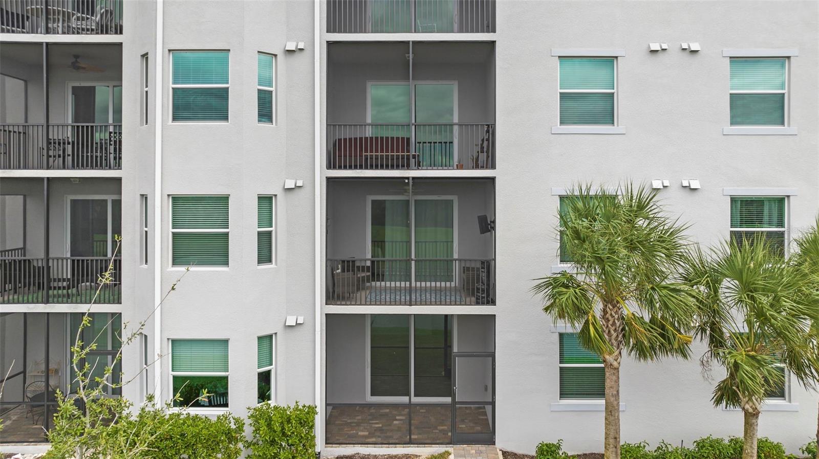 14051 HERITAGE LANDING BLVD #526