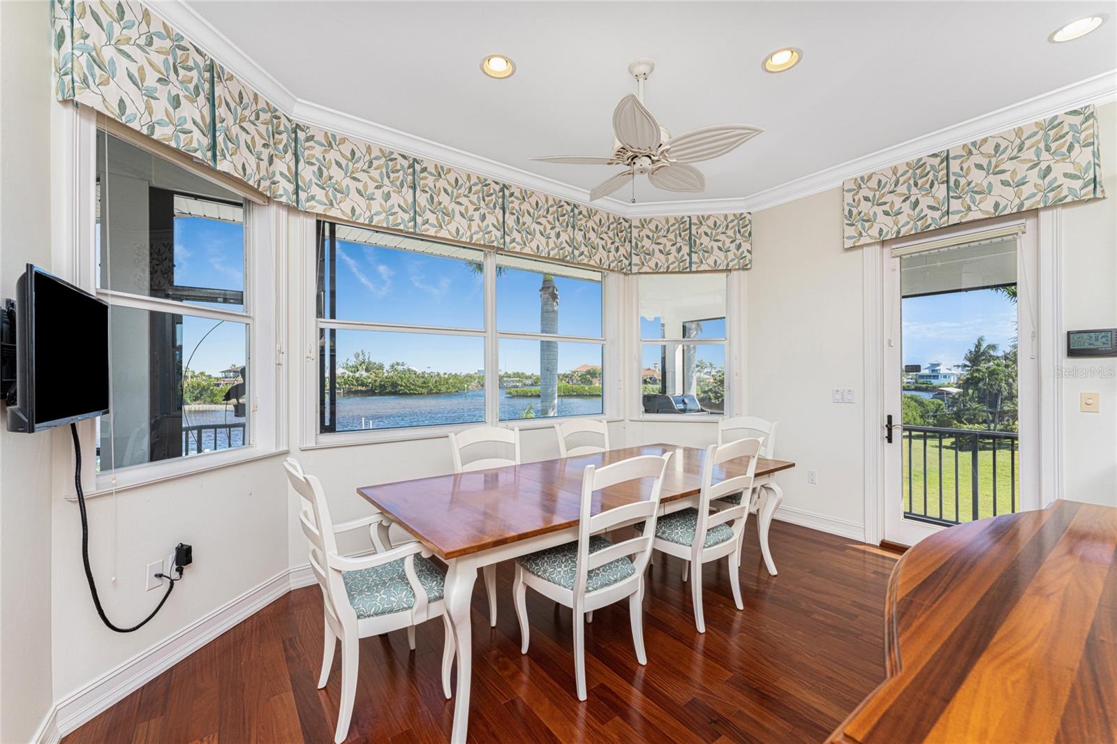 24100 TREASURE ISLAND BLVD