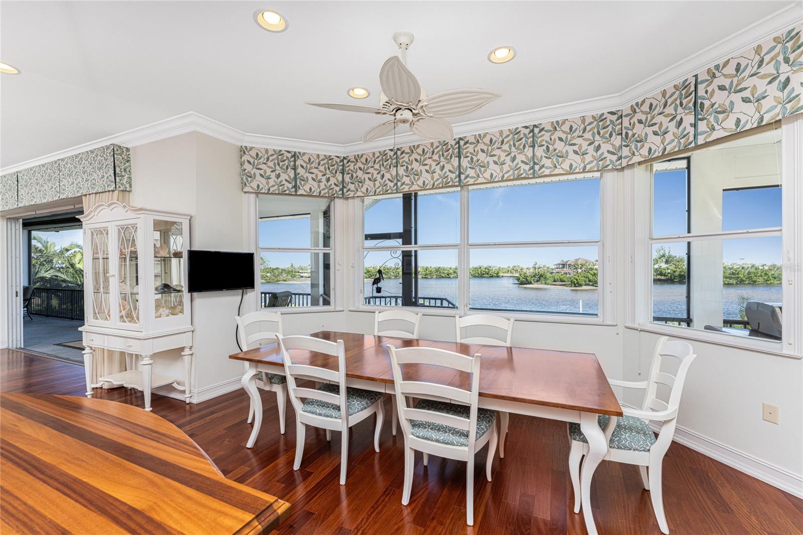 24100 TREASURE ISLAND BLVD