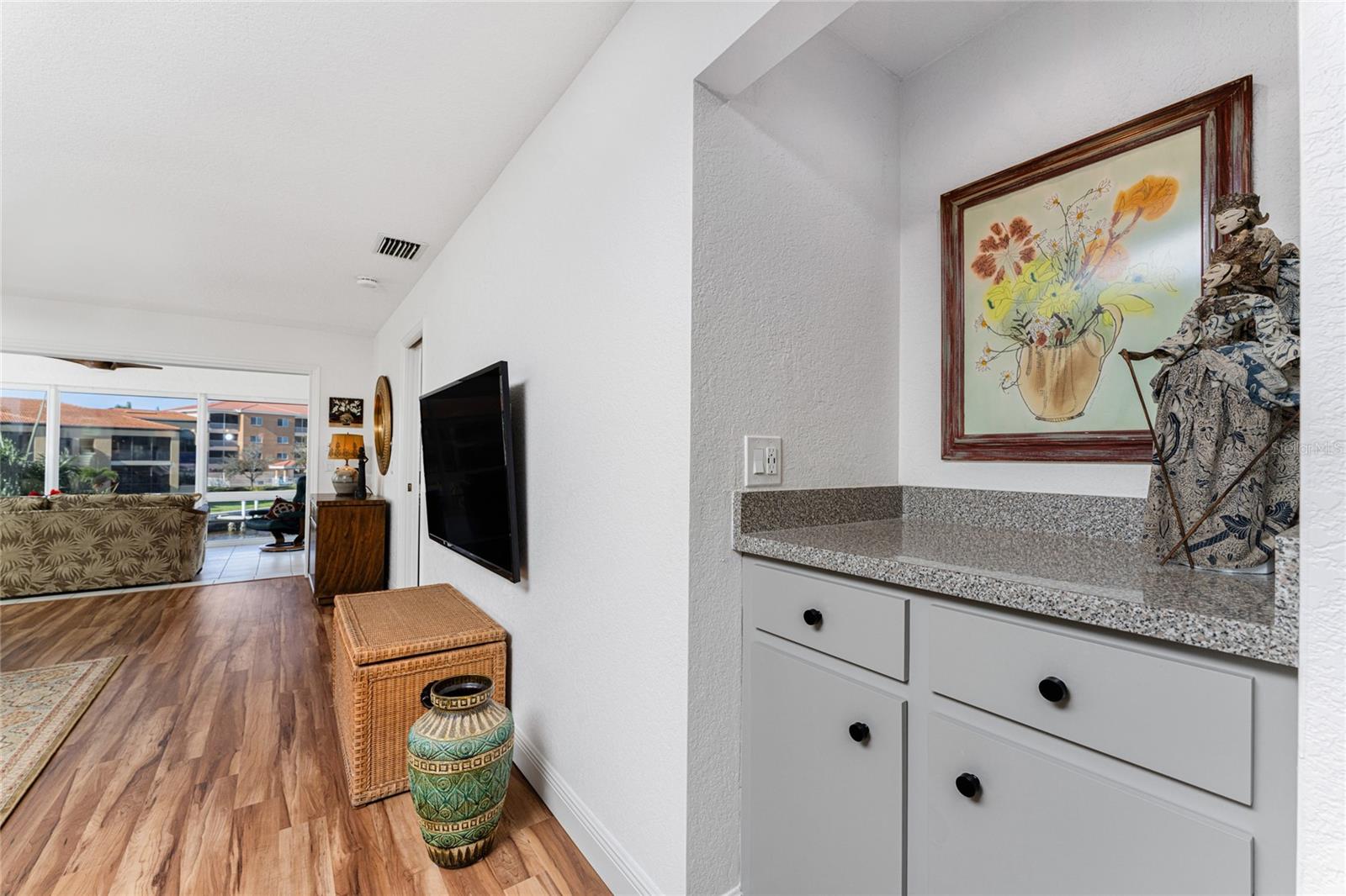 3329 WOOD THRUSH DR #B-221