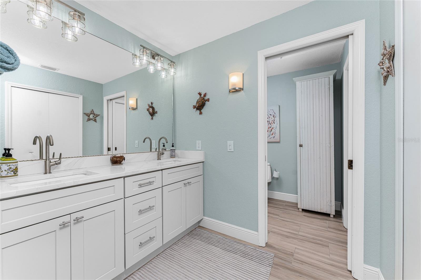 3329 WOOD THRUSH DR #B-221