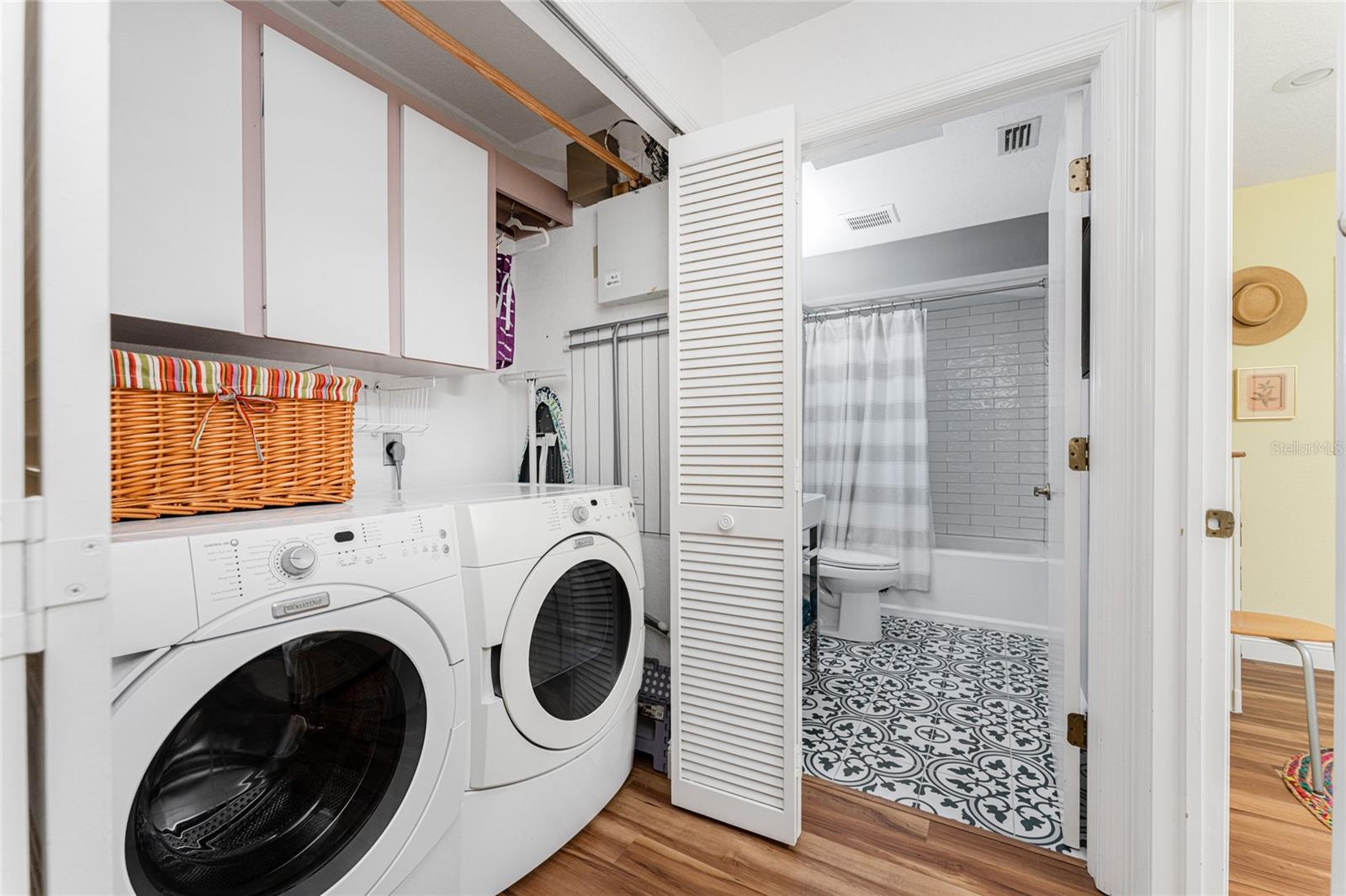 3329 WOOD THRUSH DR #B-221