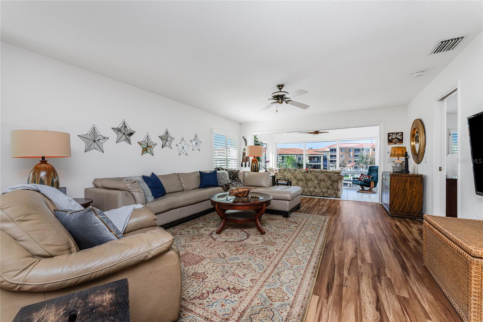 3329 WOOD THRUSH DR #B-221