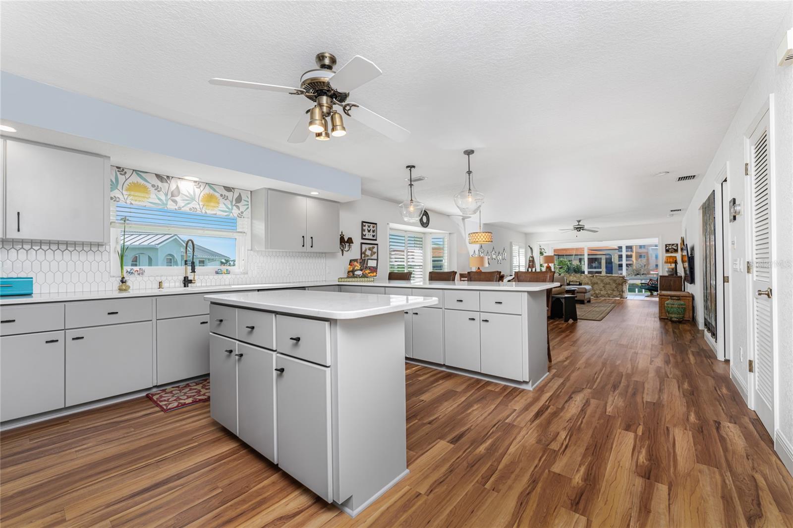 3329 WOOD THRUSH DR #B-221