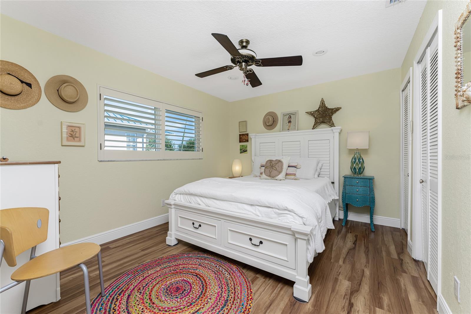 3329 WOOD THRUSH DR #B-221