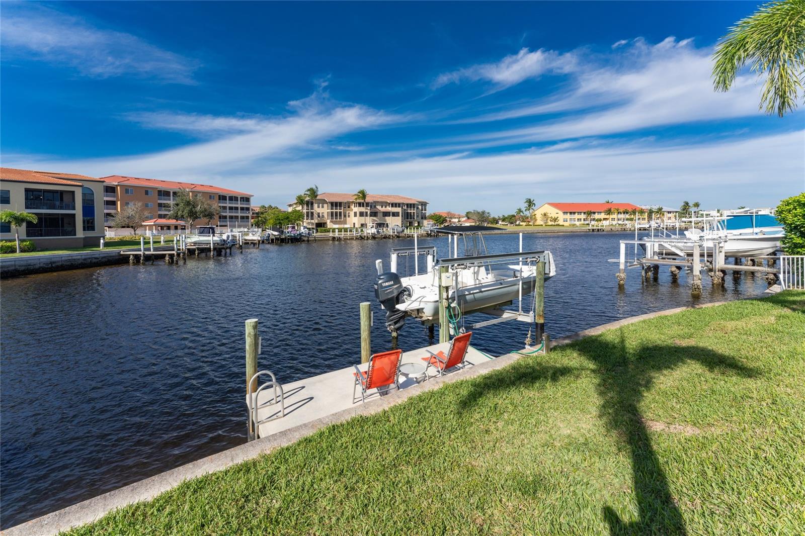 3329 WOOD THRUSH DR #B-221