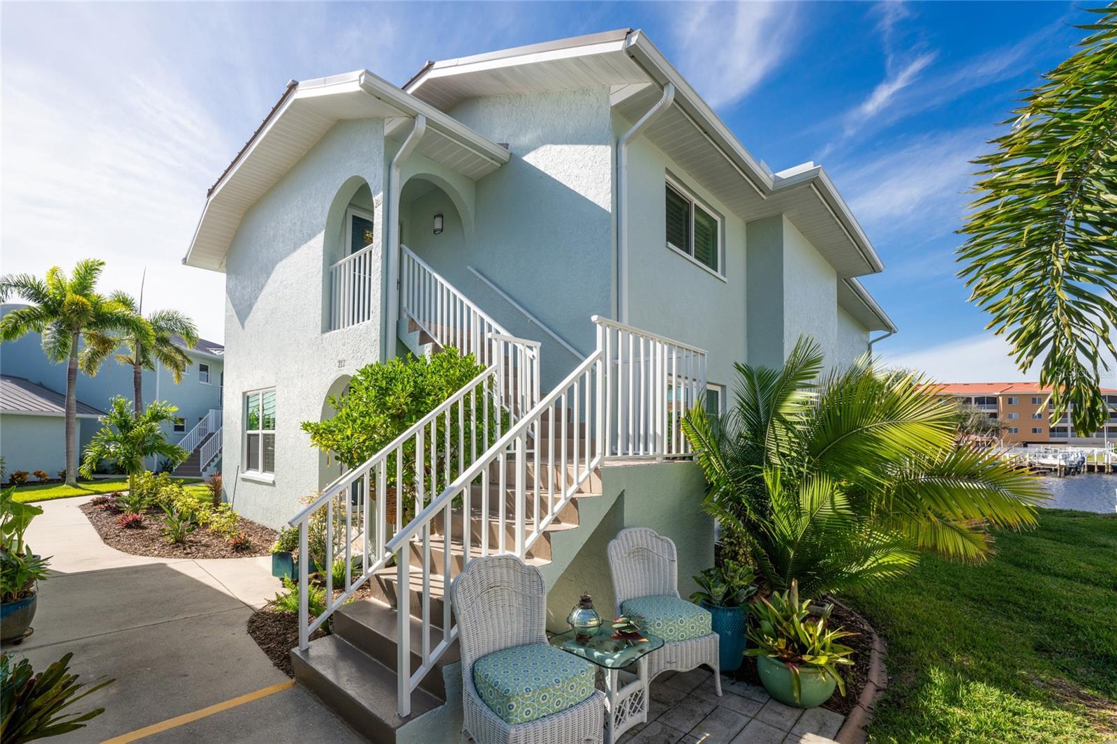 3329 WOOD THRUSH DR #B-221