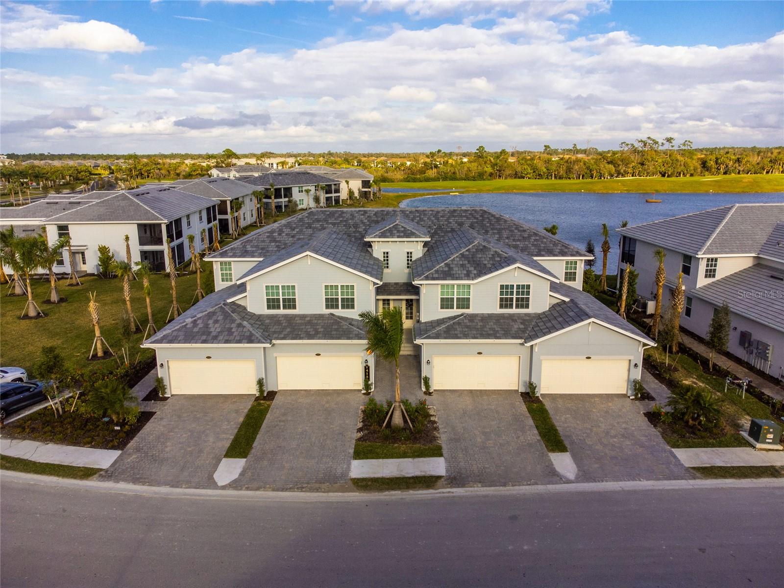 14156 POPPY FIELD LOOP #4412