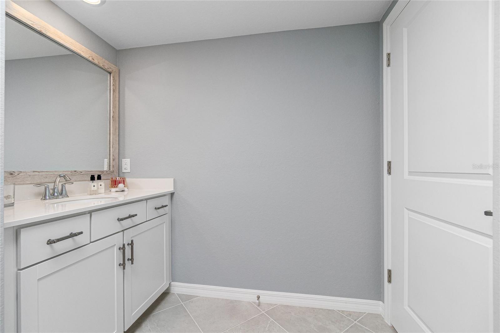 14156 POPPY FIELD LOOP #4412