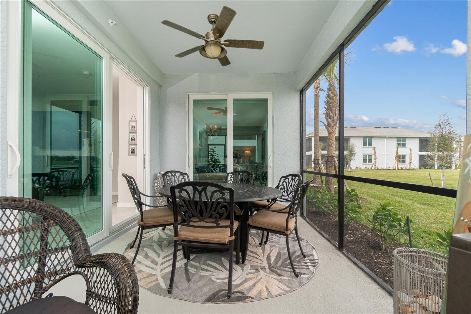 14156 POPPY FIELD LOOP #4412