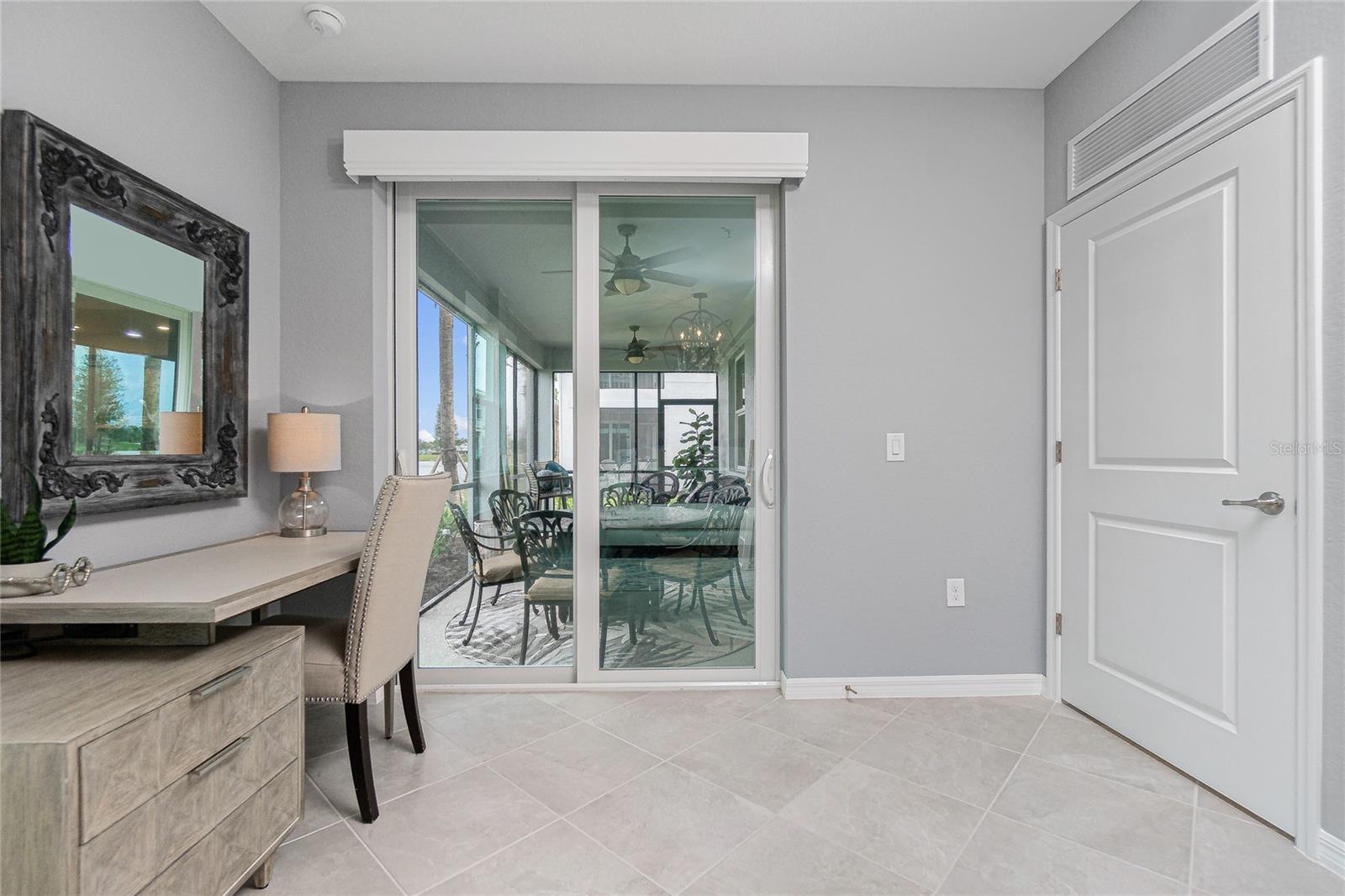 14156 POPPY FIELD LOOP #4412