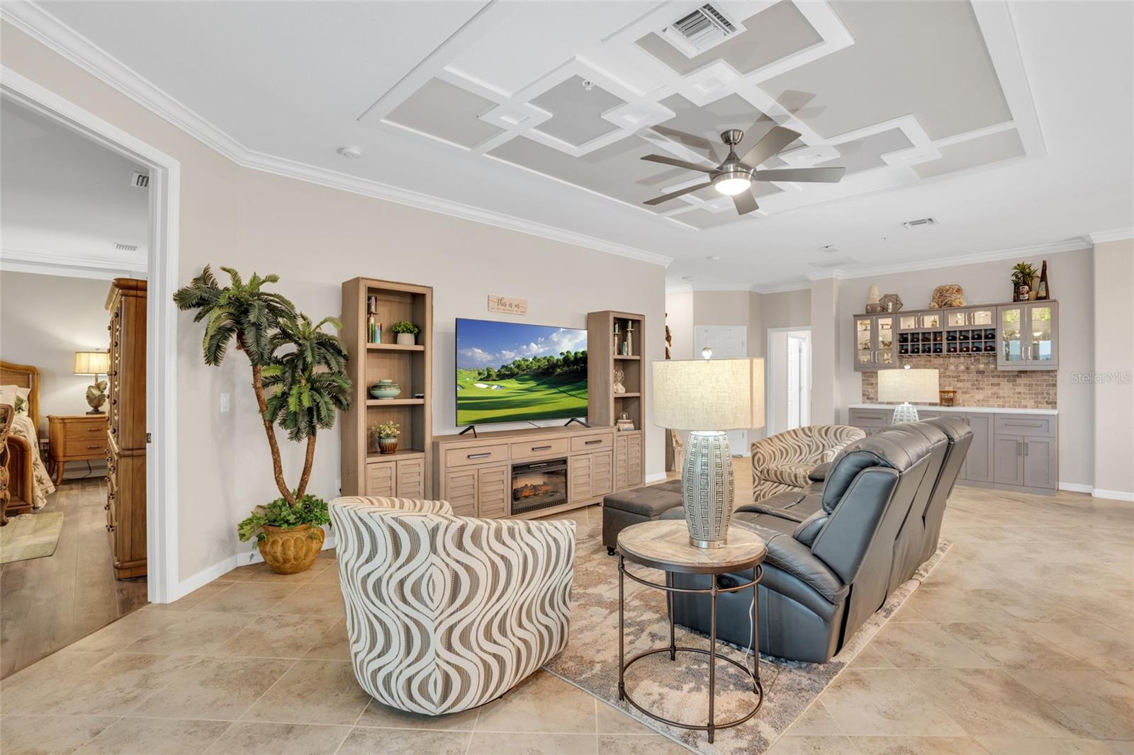 14033 BLACK BEAUTY DR #521