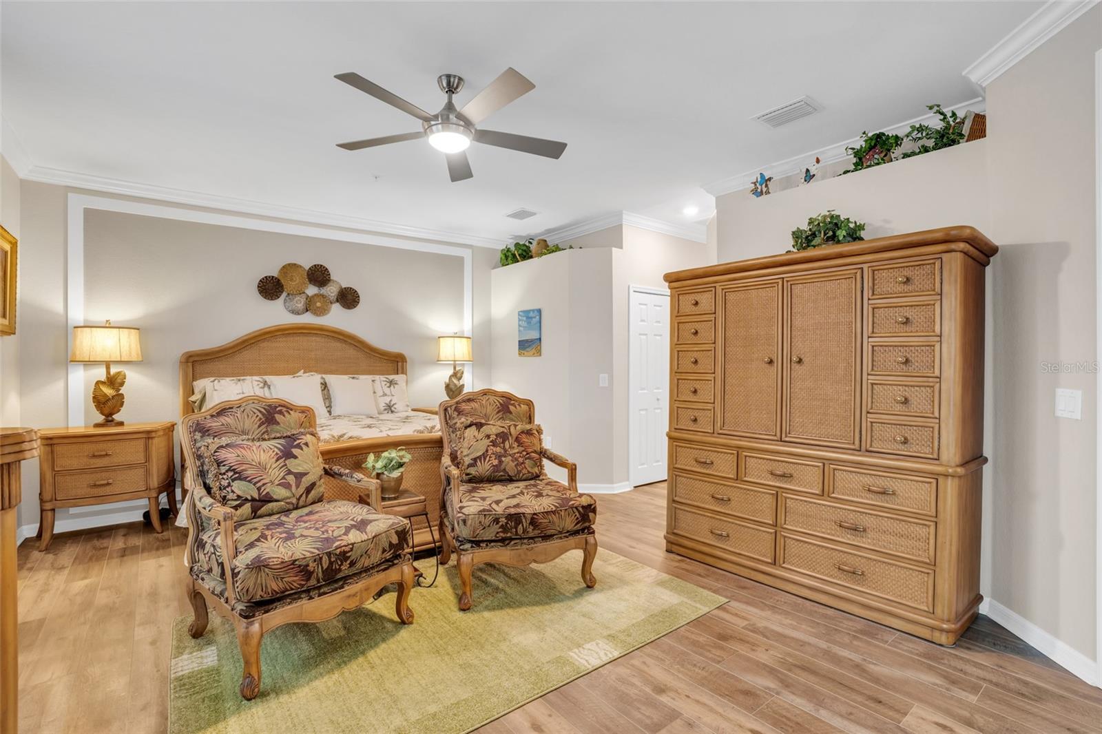 14033 BLACK BEAUTY DR #521