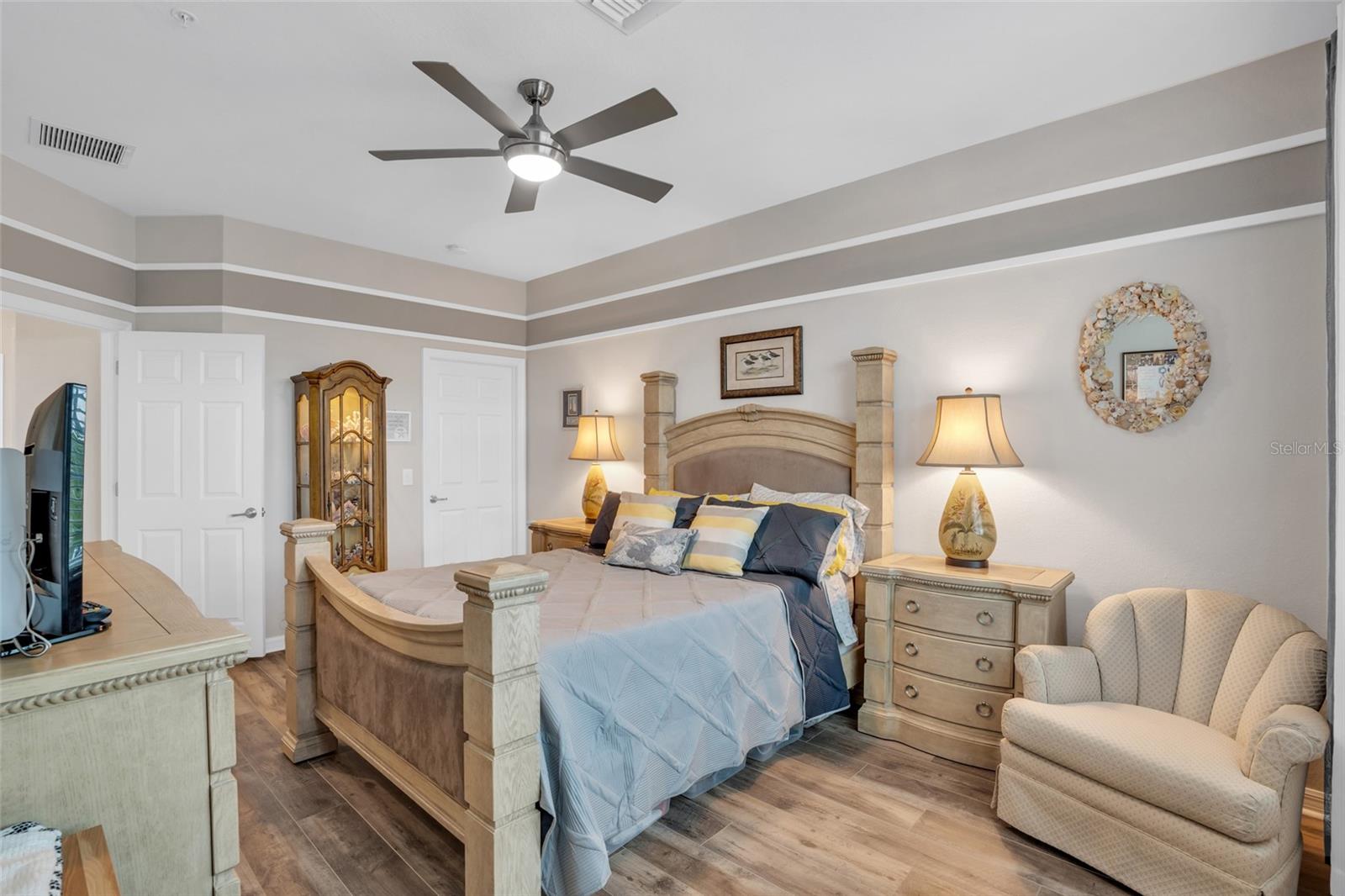 14033 BLACK BEAUTY DR #521