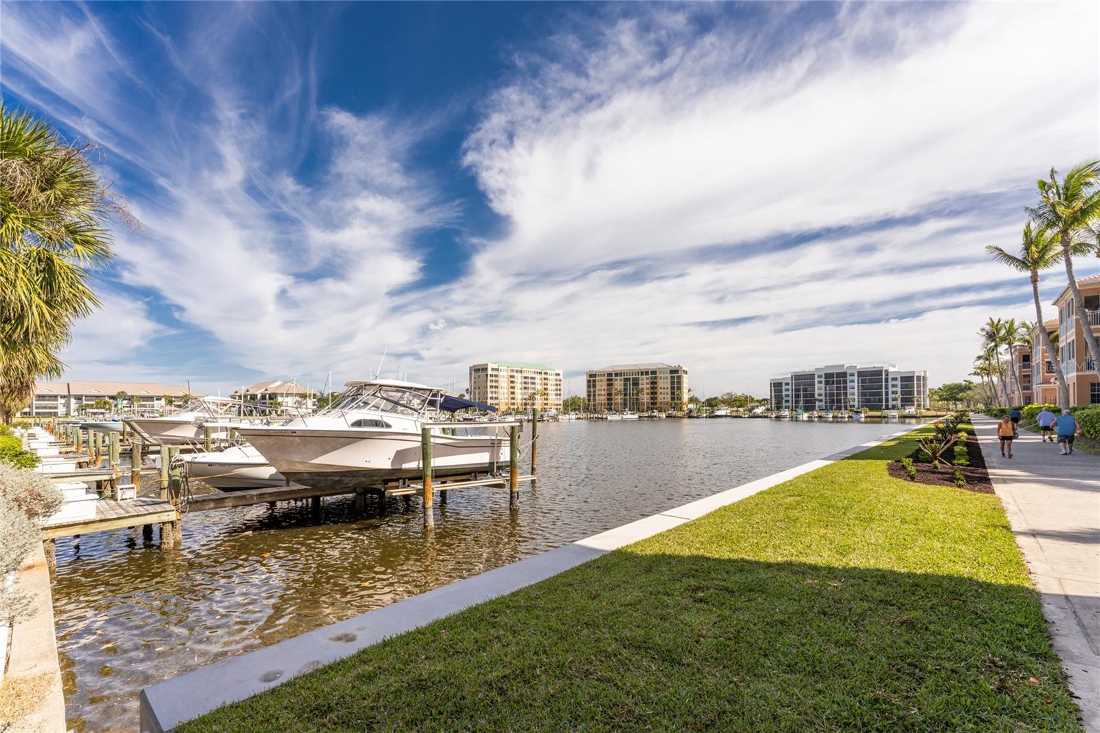 3451 SUNSET KEY CIR #102