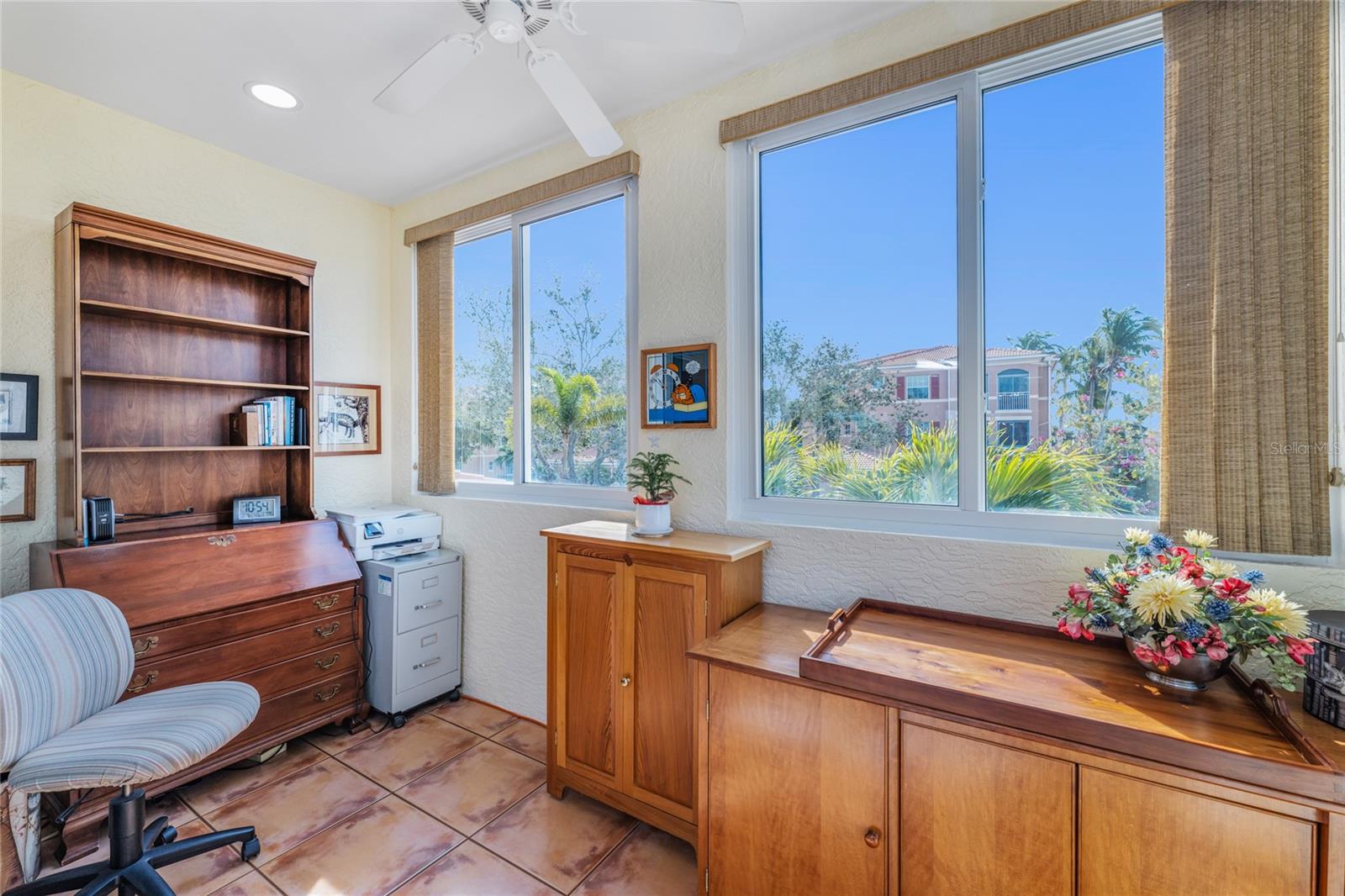 3451 SUNSET KEY CIR #102