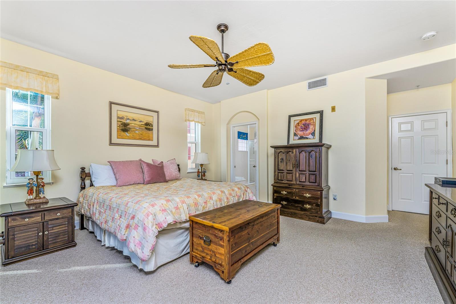 3451 SUNSET KEY CIR #102