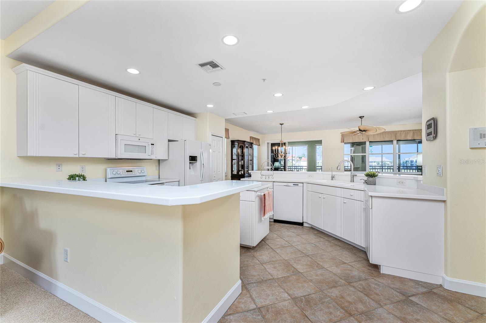 3451 SUNSET KEY CIR #102