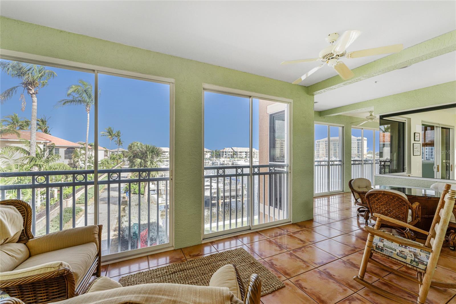 3451 SUNSET KEY CIR #102