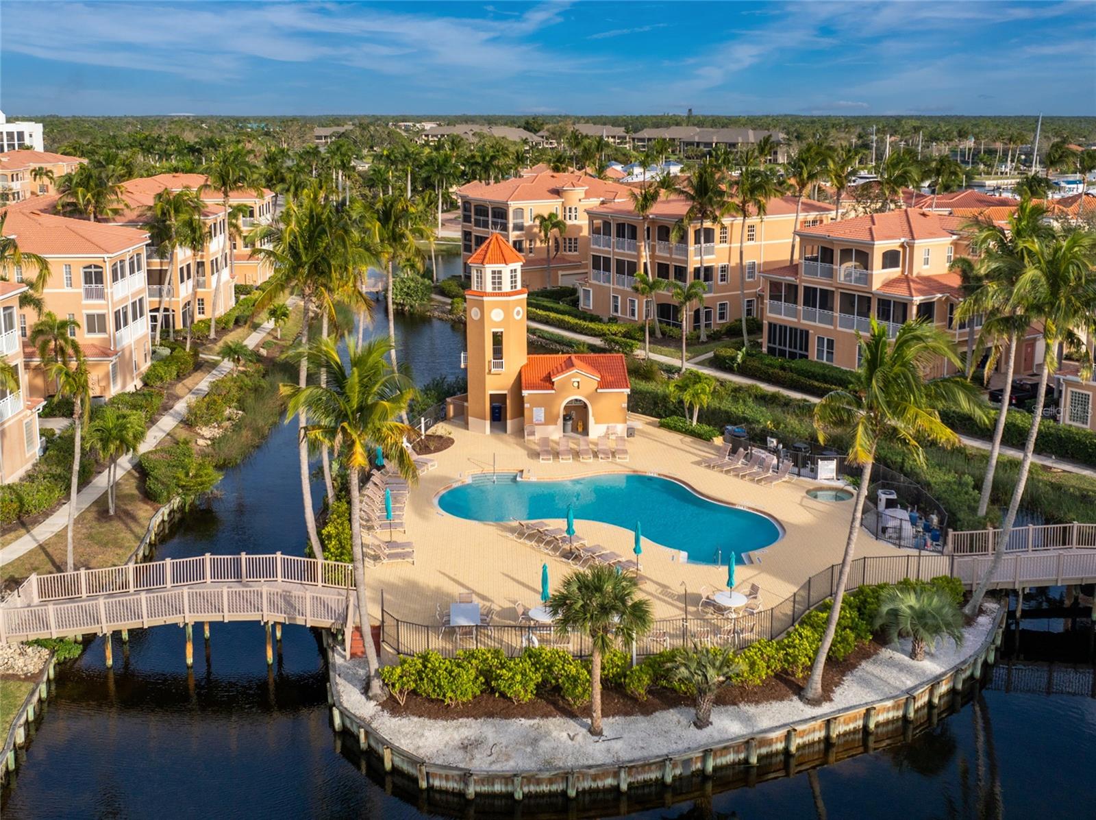 3451 SUNSET KEY CIR #102