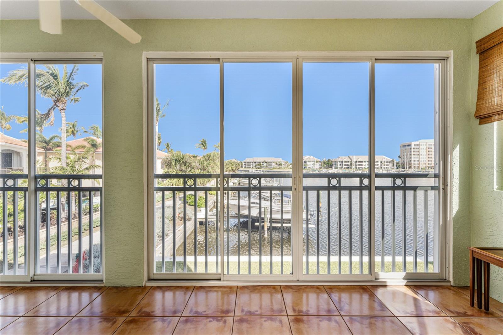 3451 SUNSET KEY CIR #102