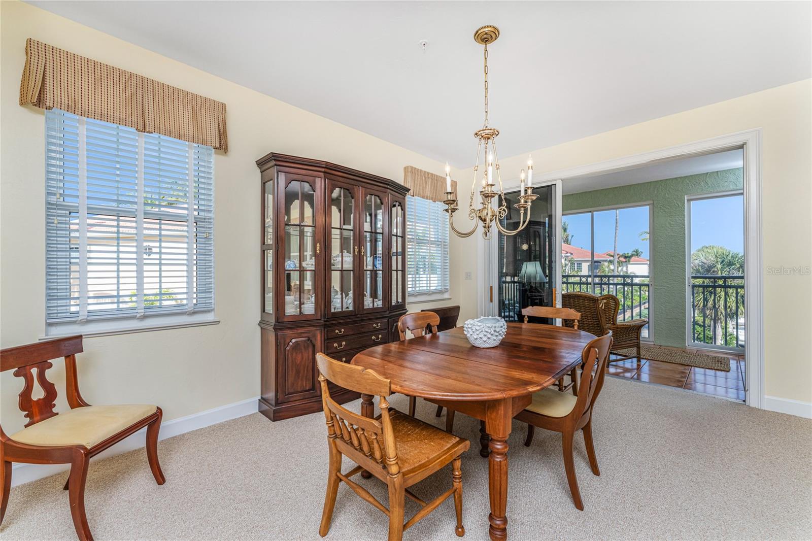 3451 SUNSET KEY CIR #102