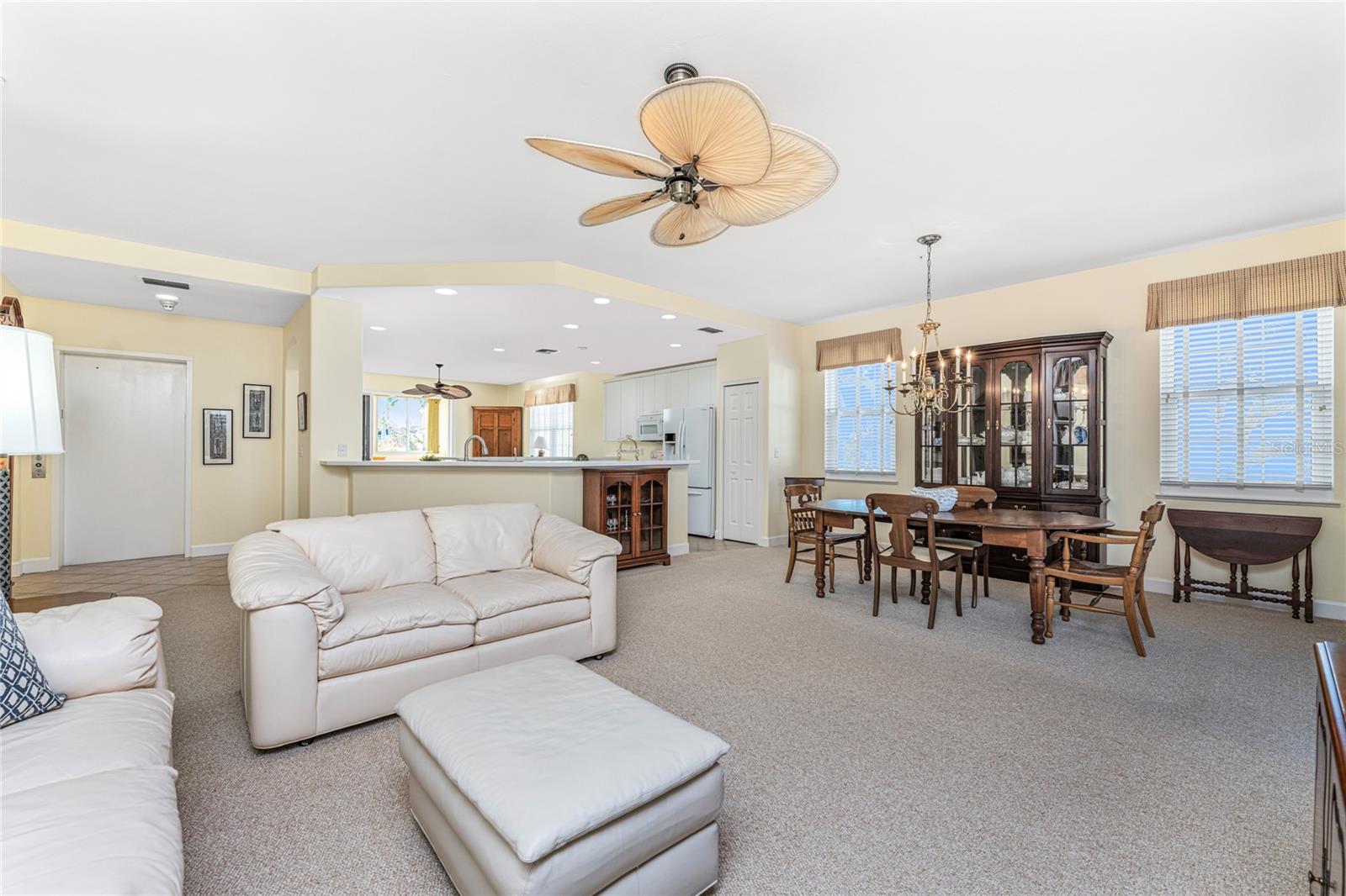 3451 SUNSET KEY CIR #102