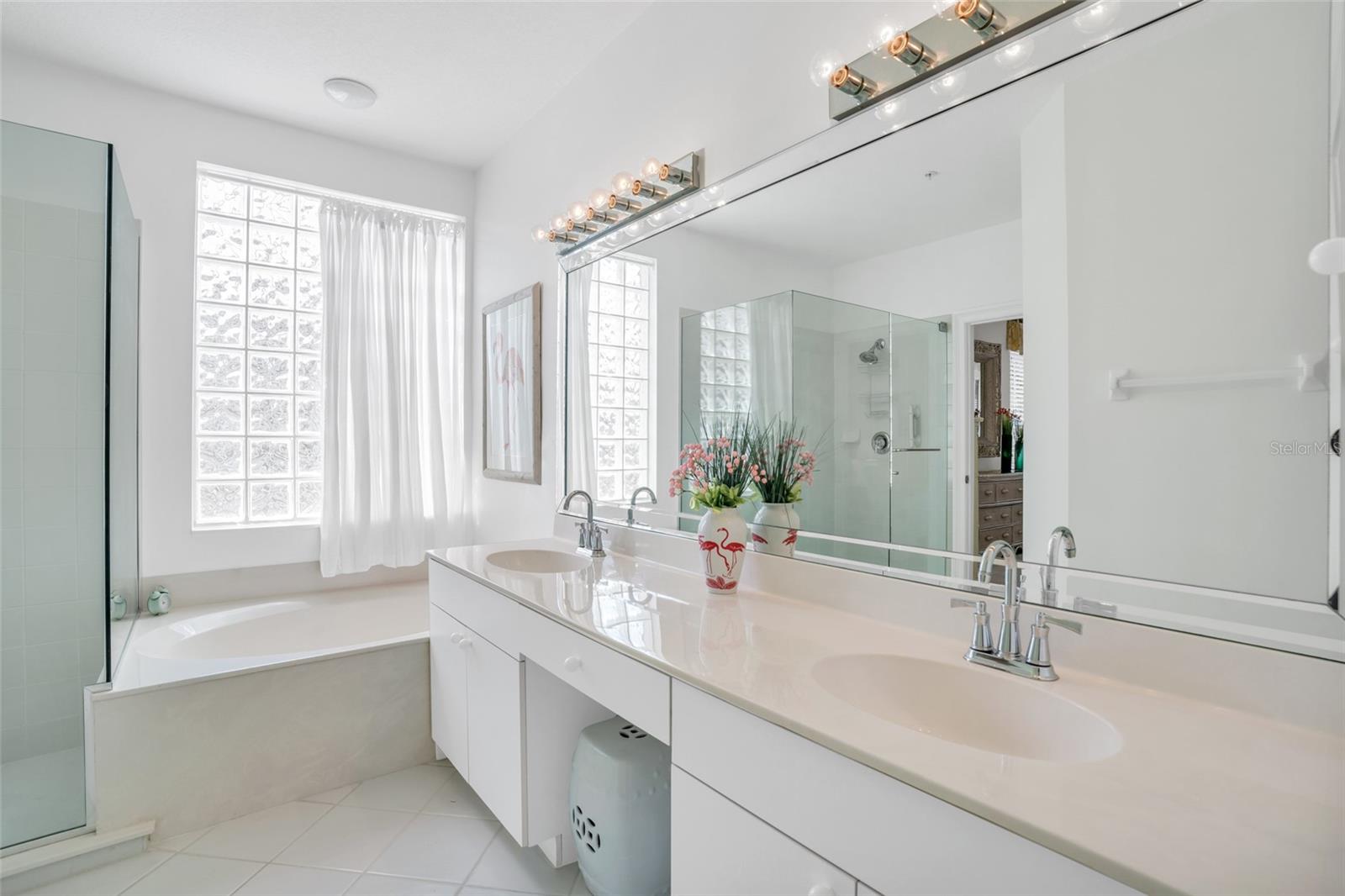 3444 SUNSET KEY CIR #101