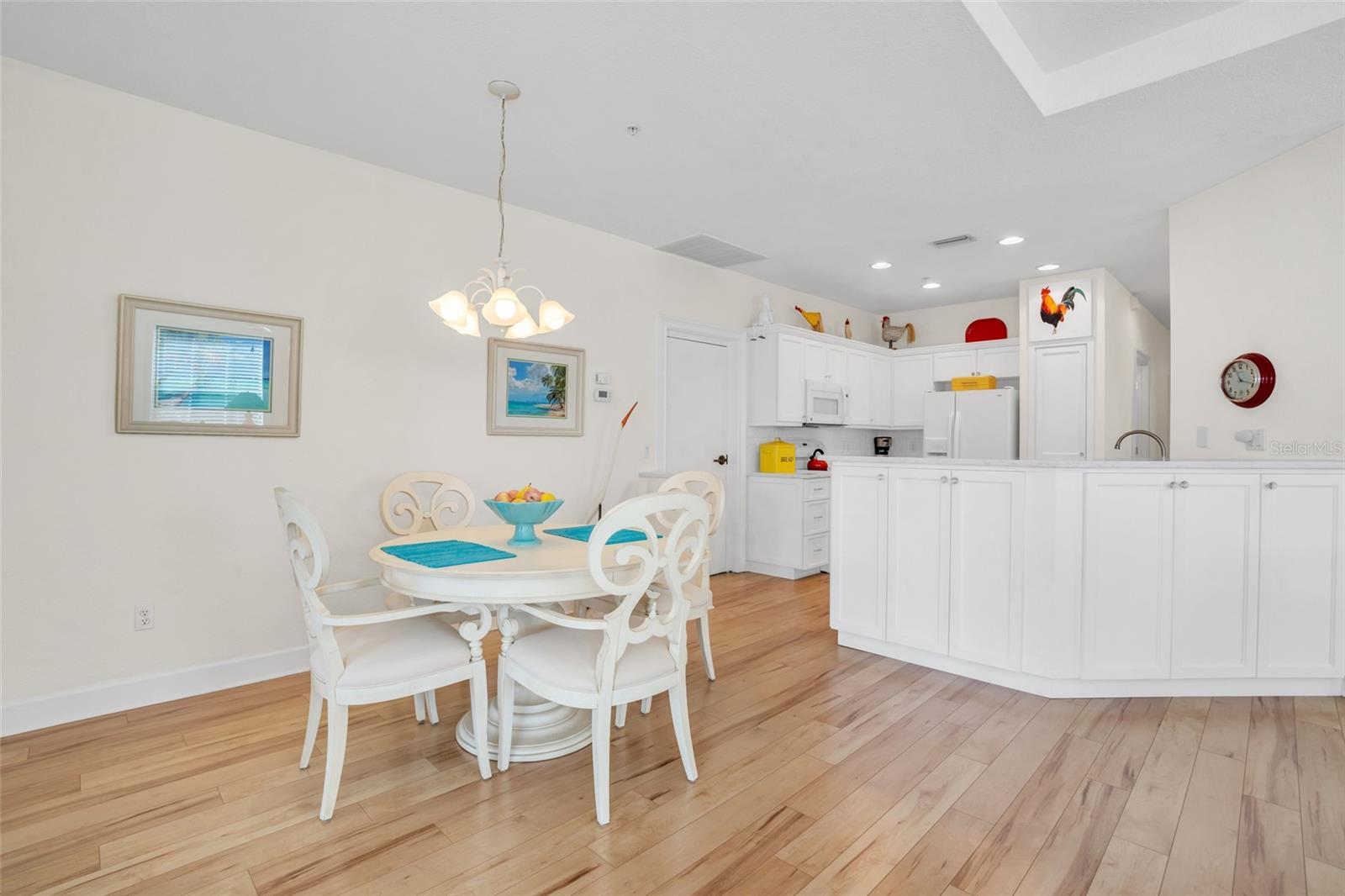 3444 SUNSET KEY CIR #101