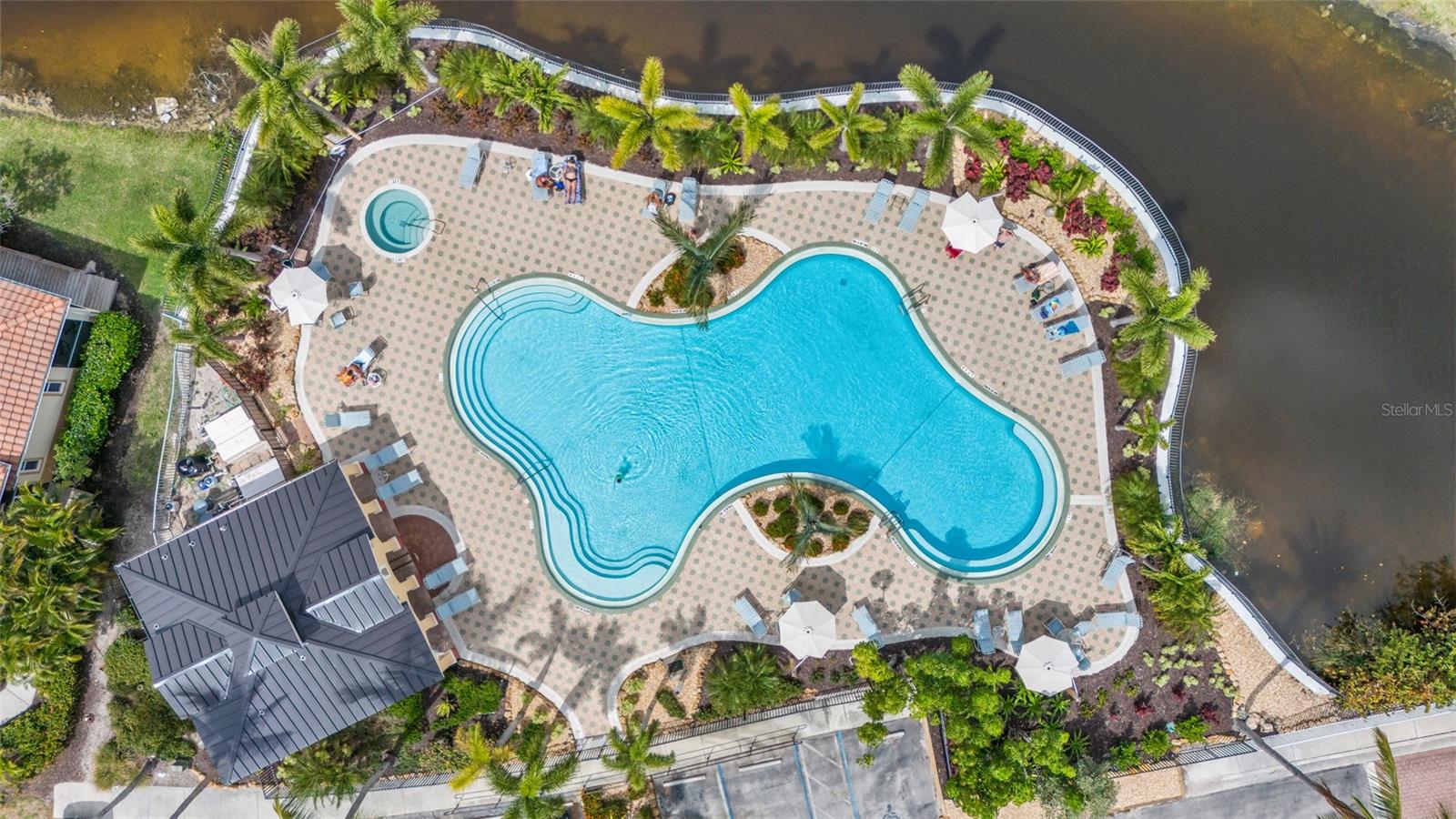 3444 SUNSET KEY CIR #101