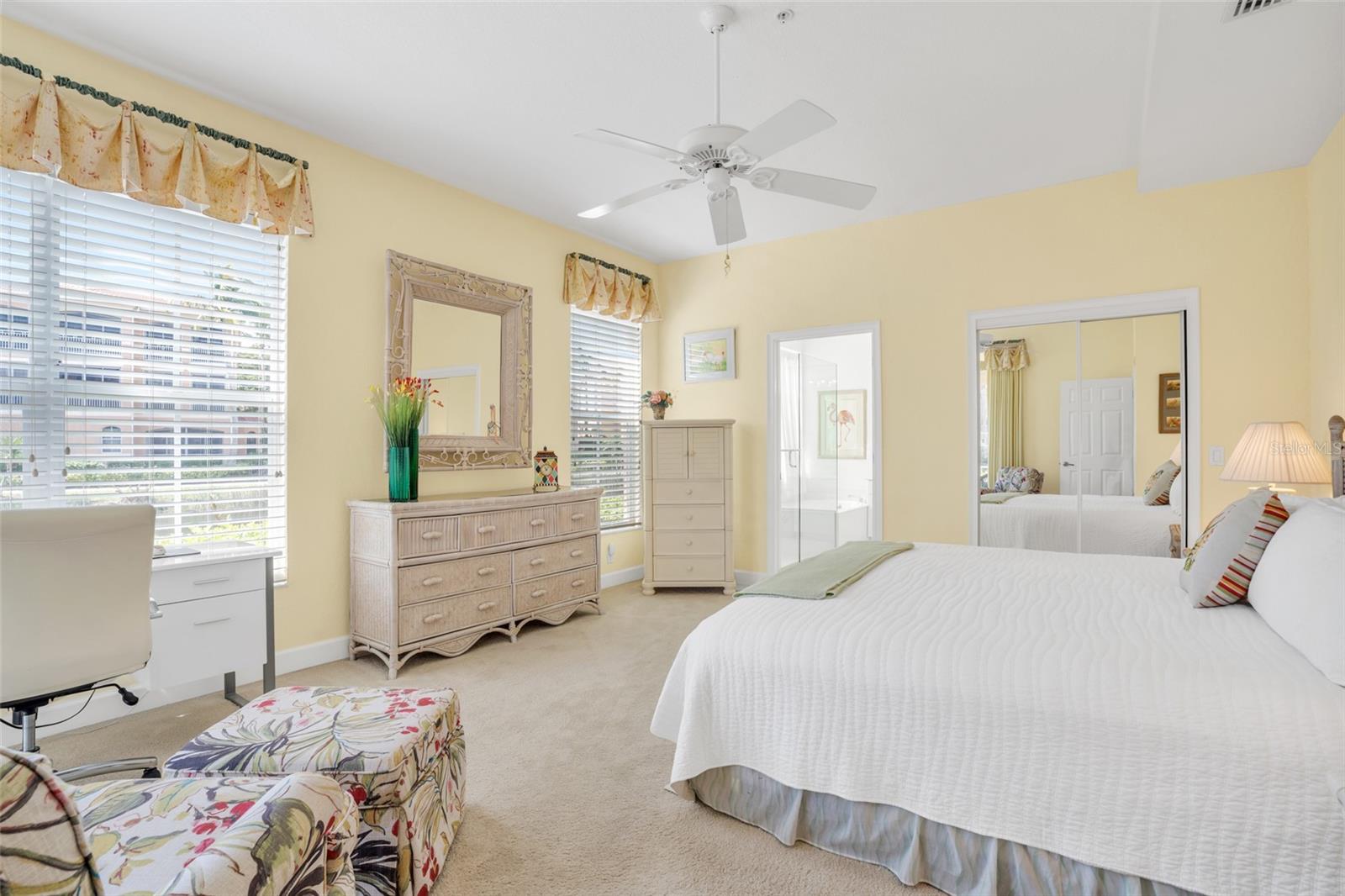 3444 SUNSET KEY CIR #101