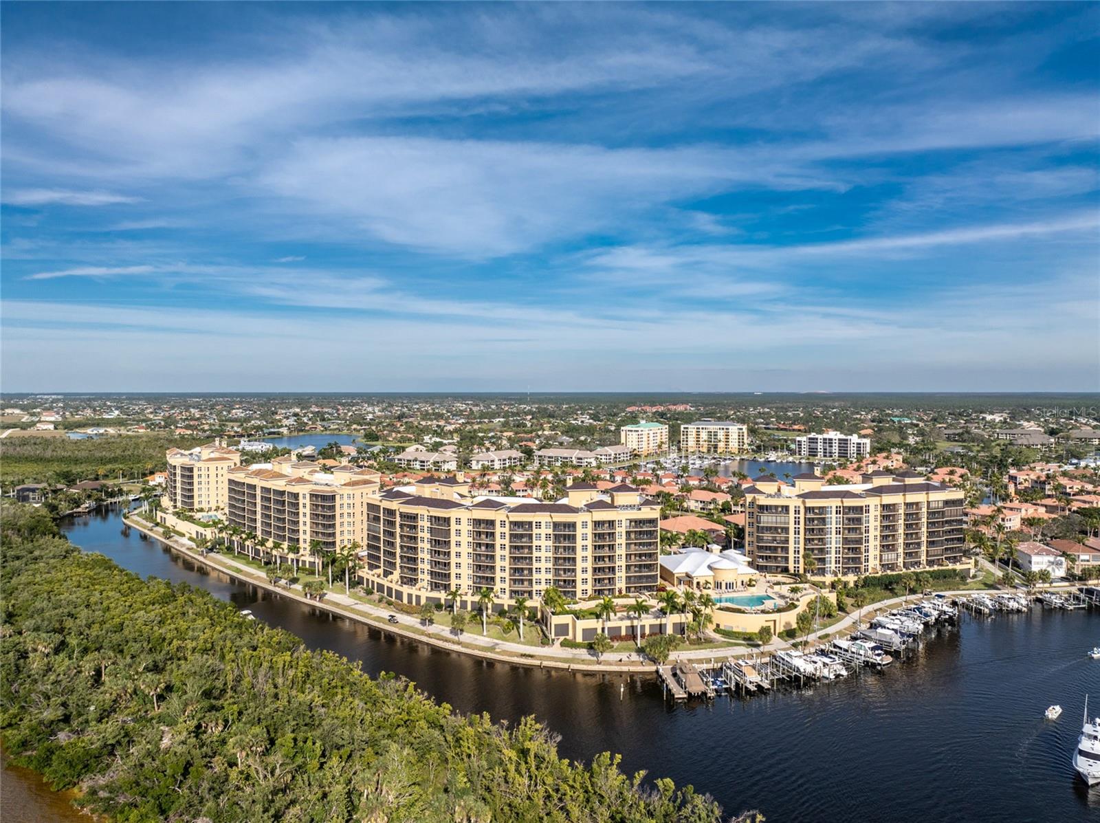 3321 SUNSET KEY CIR #104