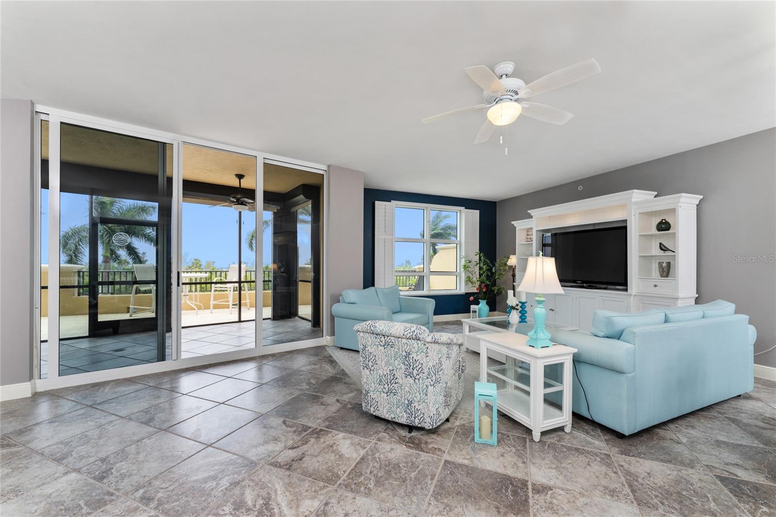 3321 SUNSET KEY CIR #104