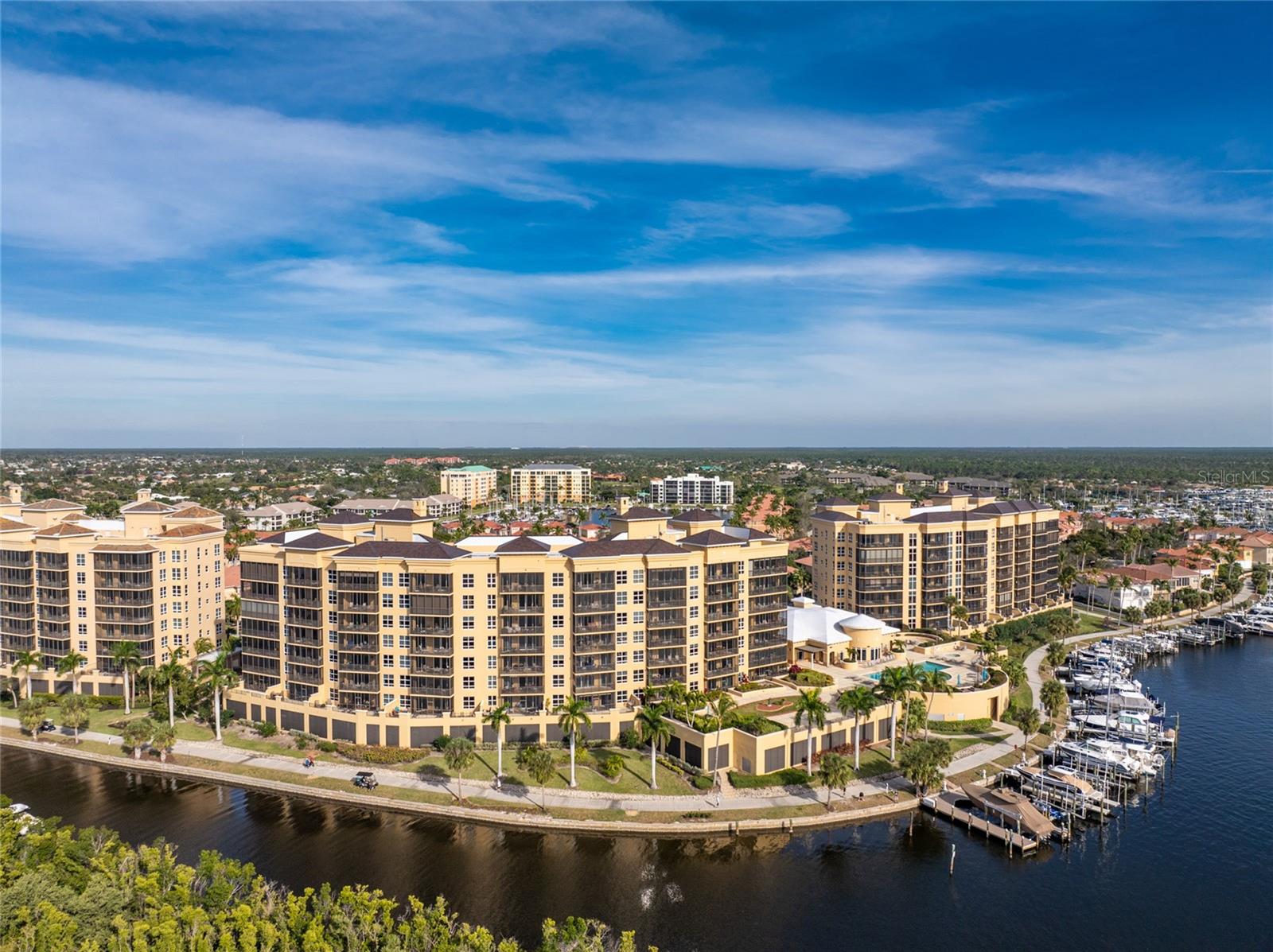 3321 SUNSET KEY CIR #104