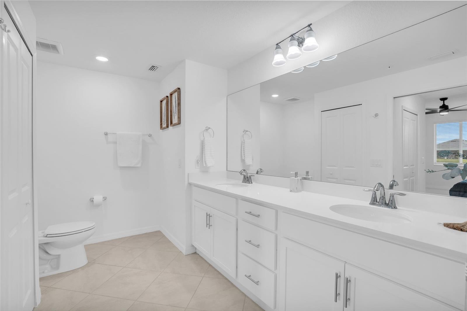 14194 HERITAGE LANDING BLVD #611