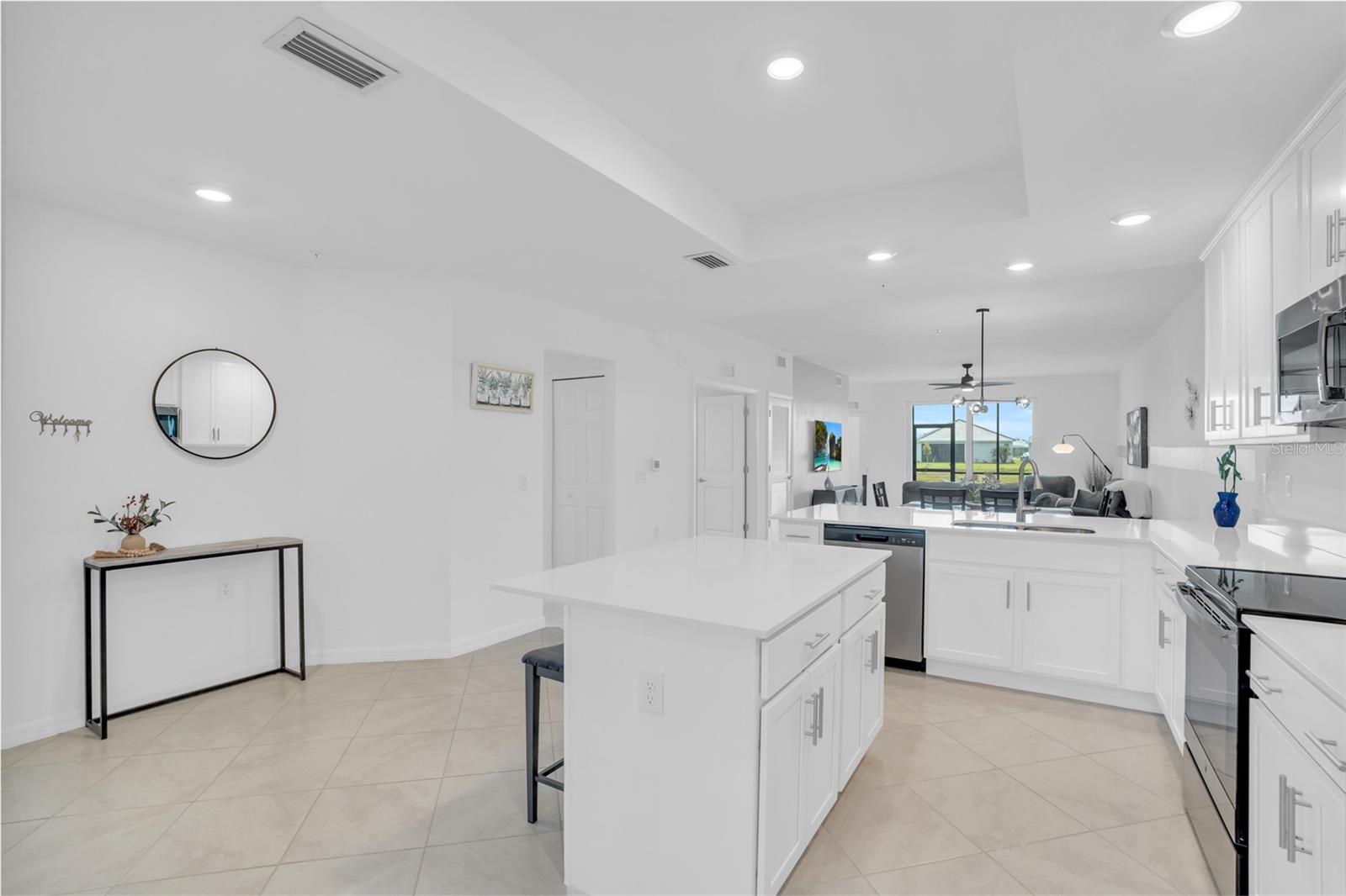 14194 HERITAGE LANDING BLVD #611