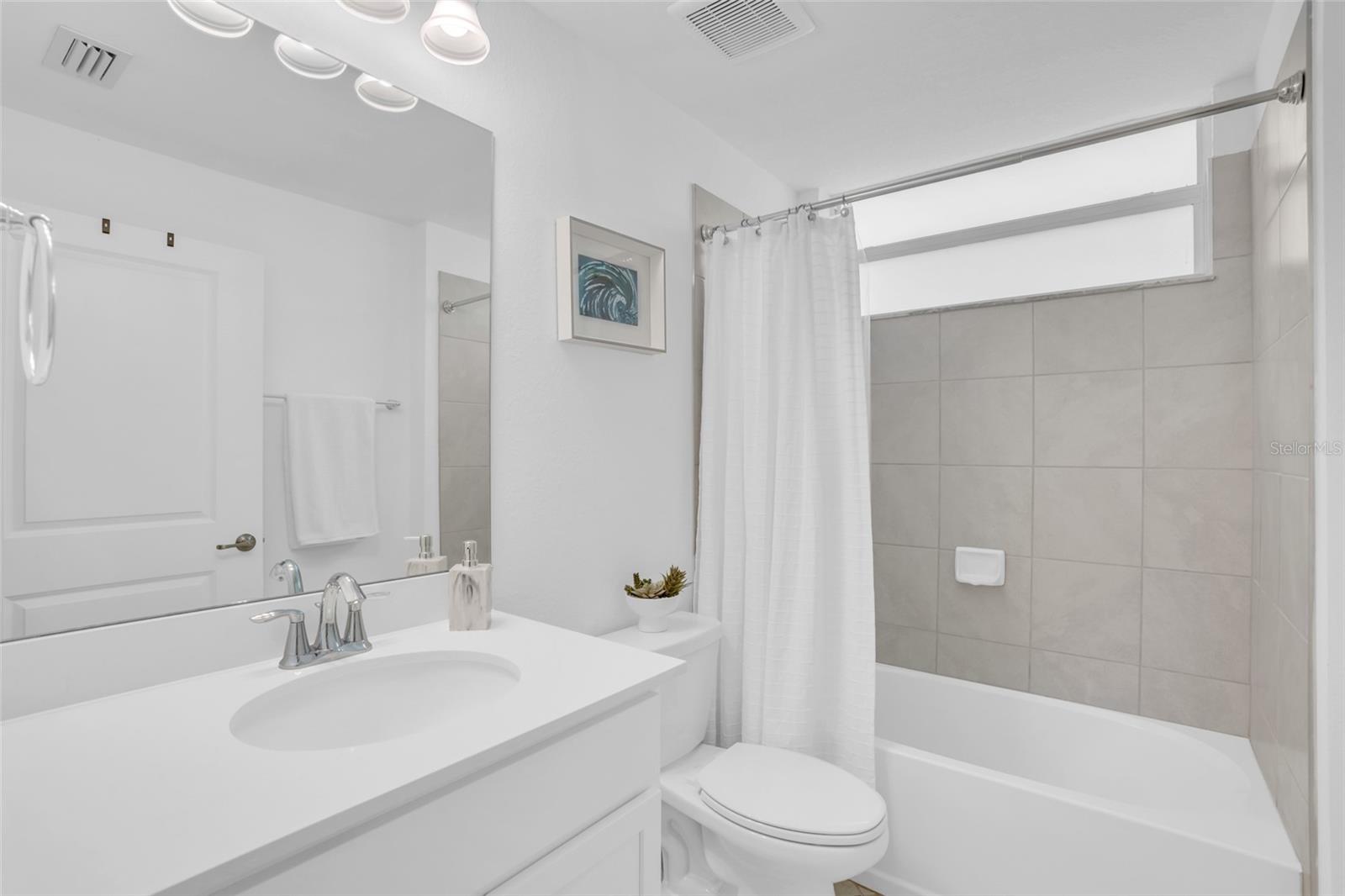 14194 HERITAGE LANDING BLVD #611