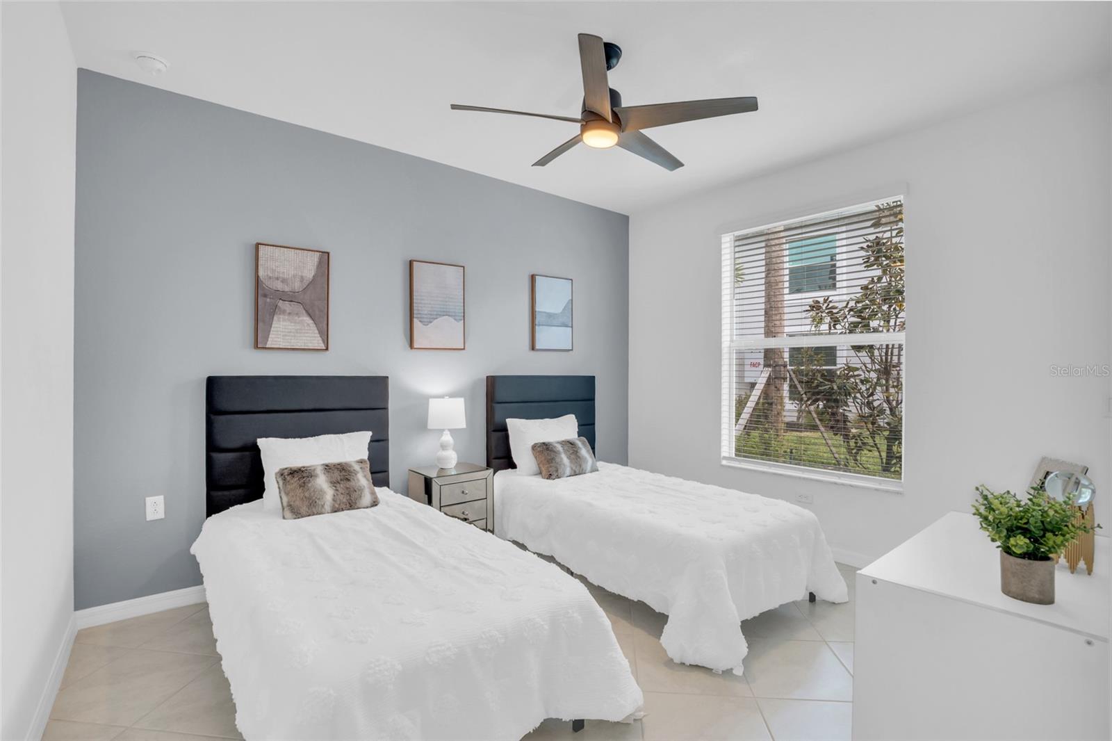 14194 HERITAGE LANDING BLVD #611