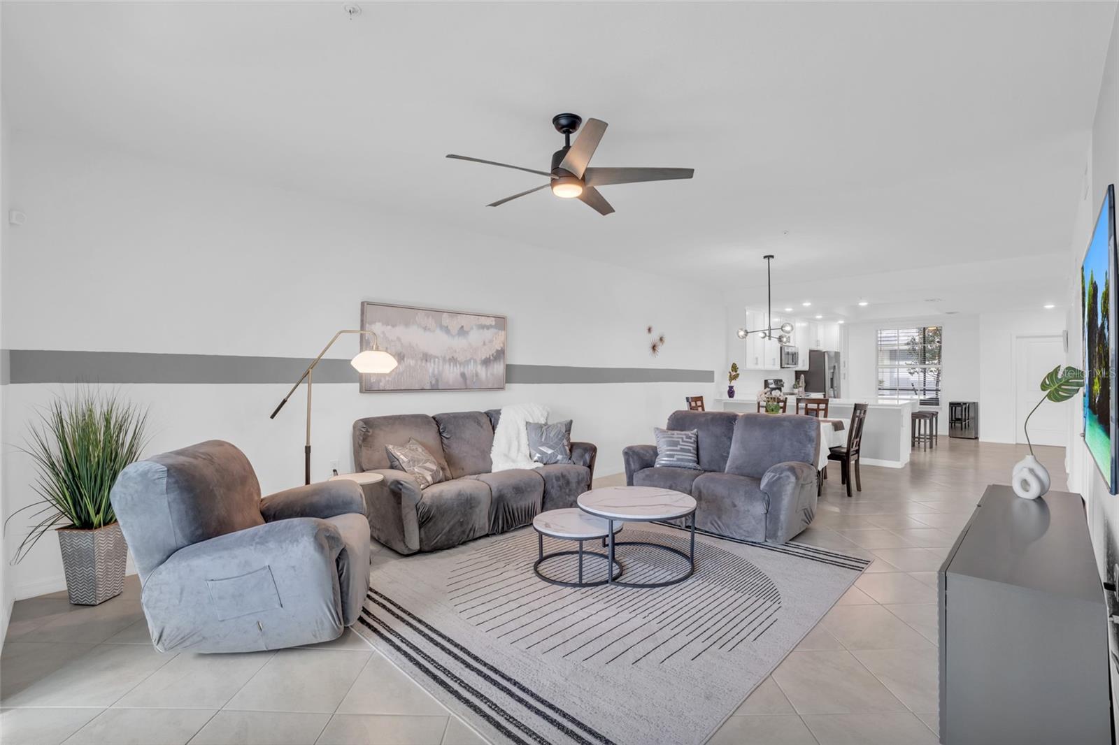 14194 HERITAGE LANDING BLVD #611