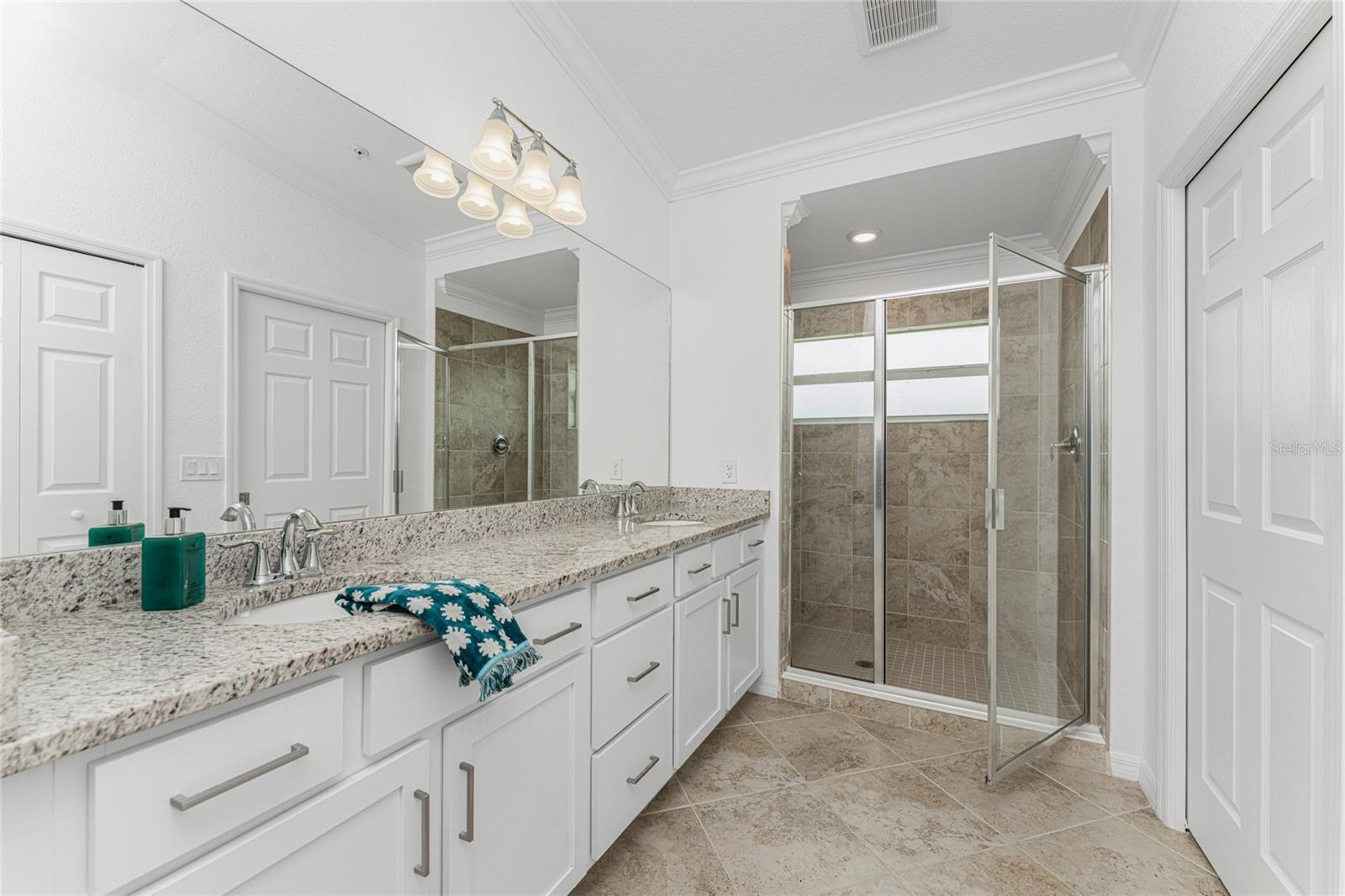 14040 HERITAGE LANDING BLVD #121