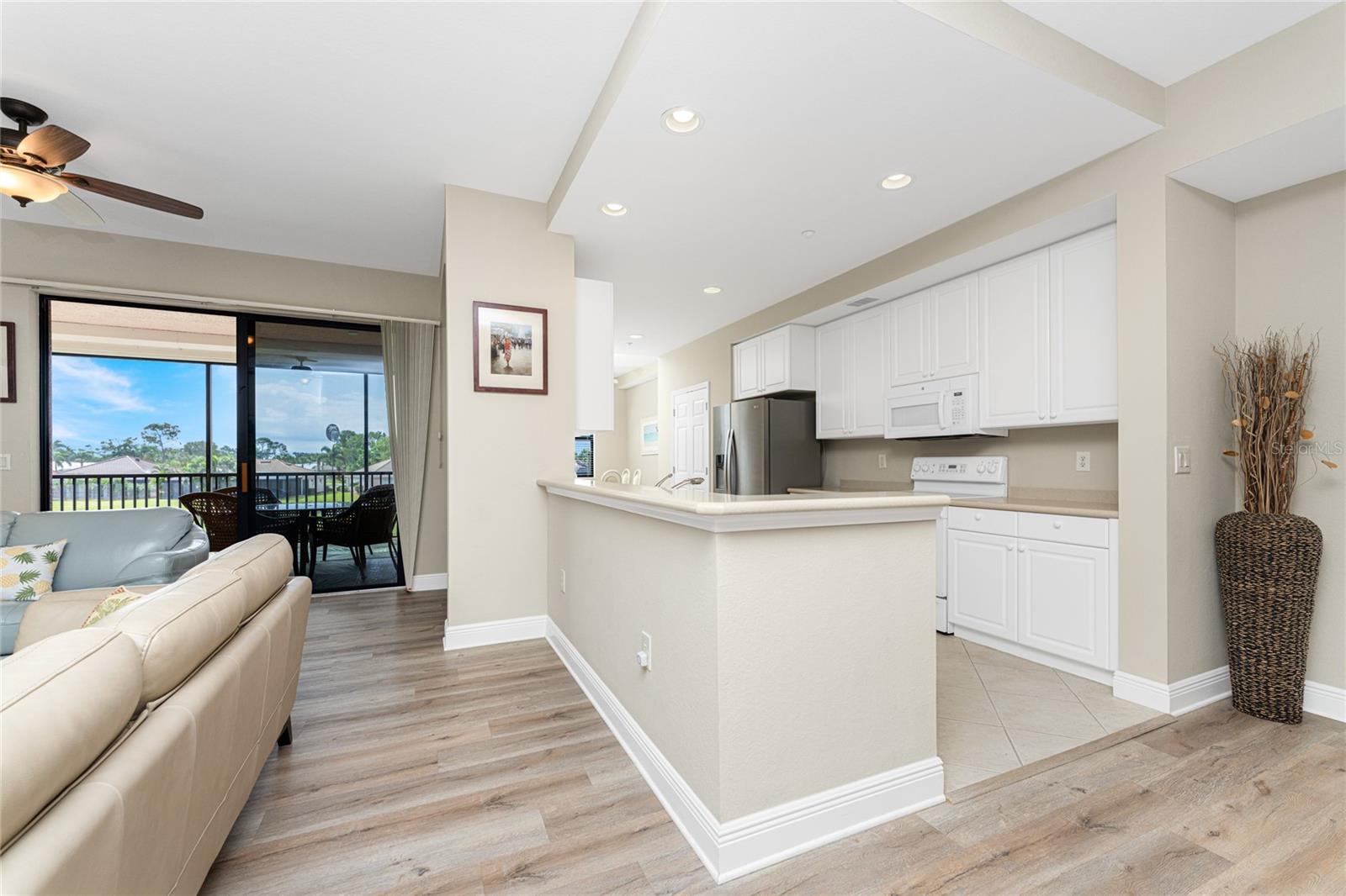 24417 BALTIC AVE #102