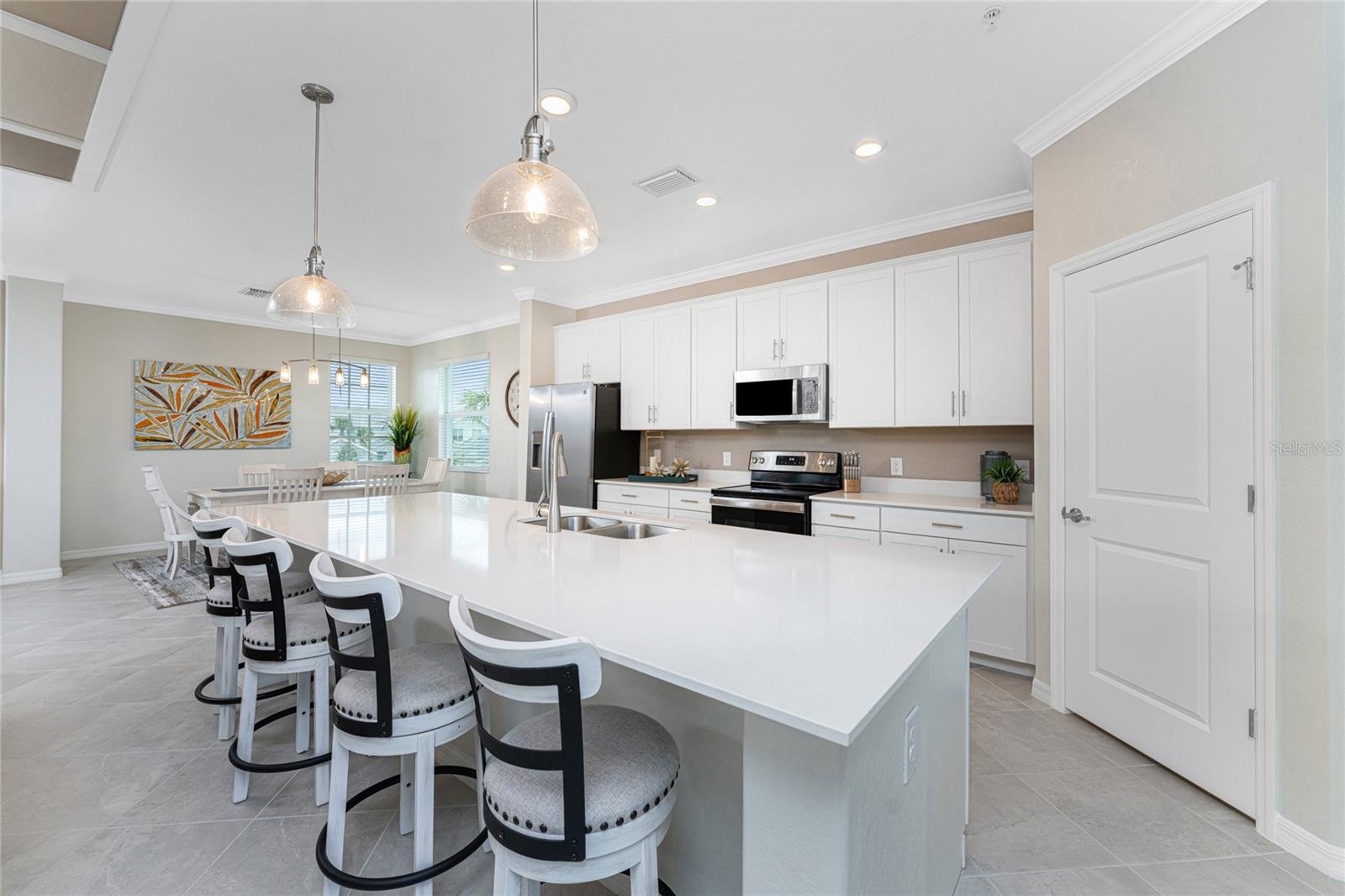 14149 POPPY FIELD LOOP #6021