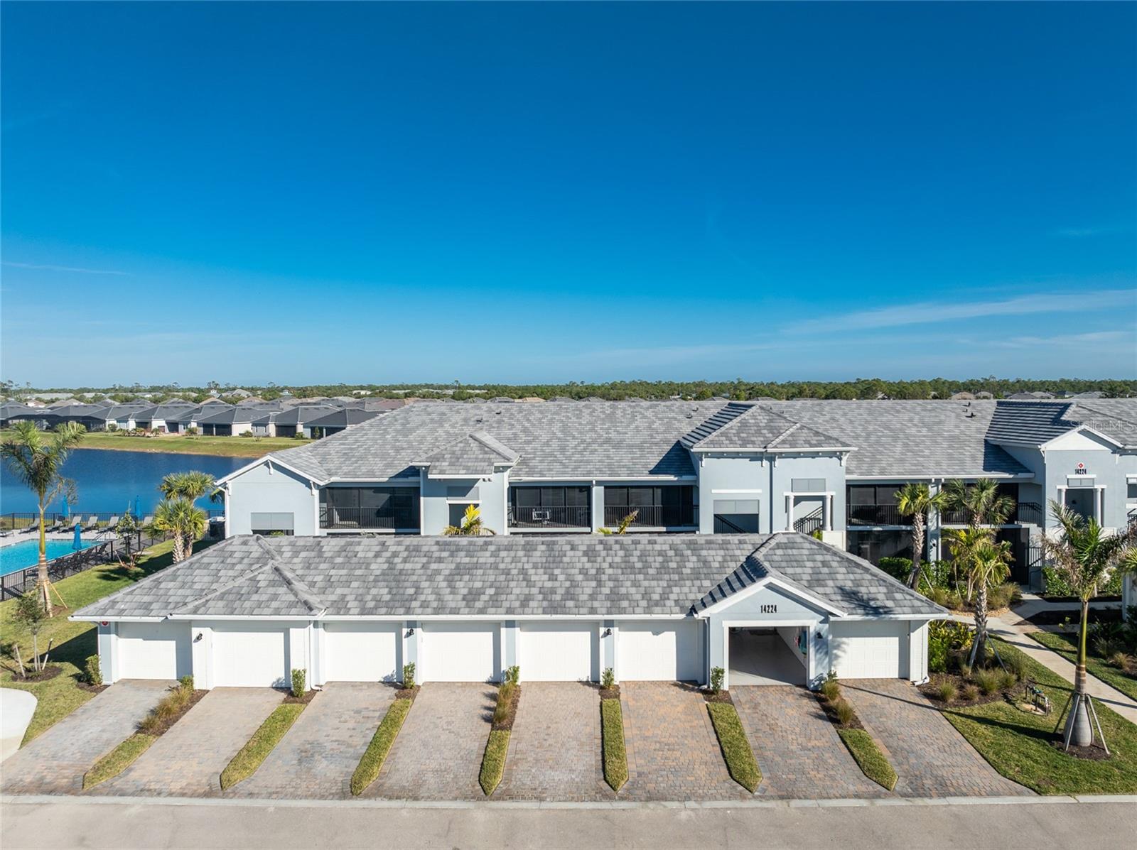 14224 HERITAGE LANDING BLVD #924