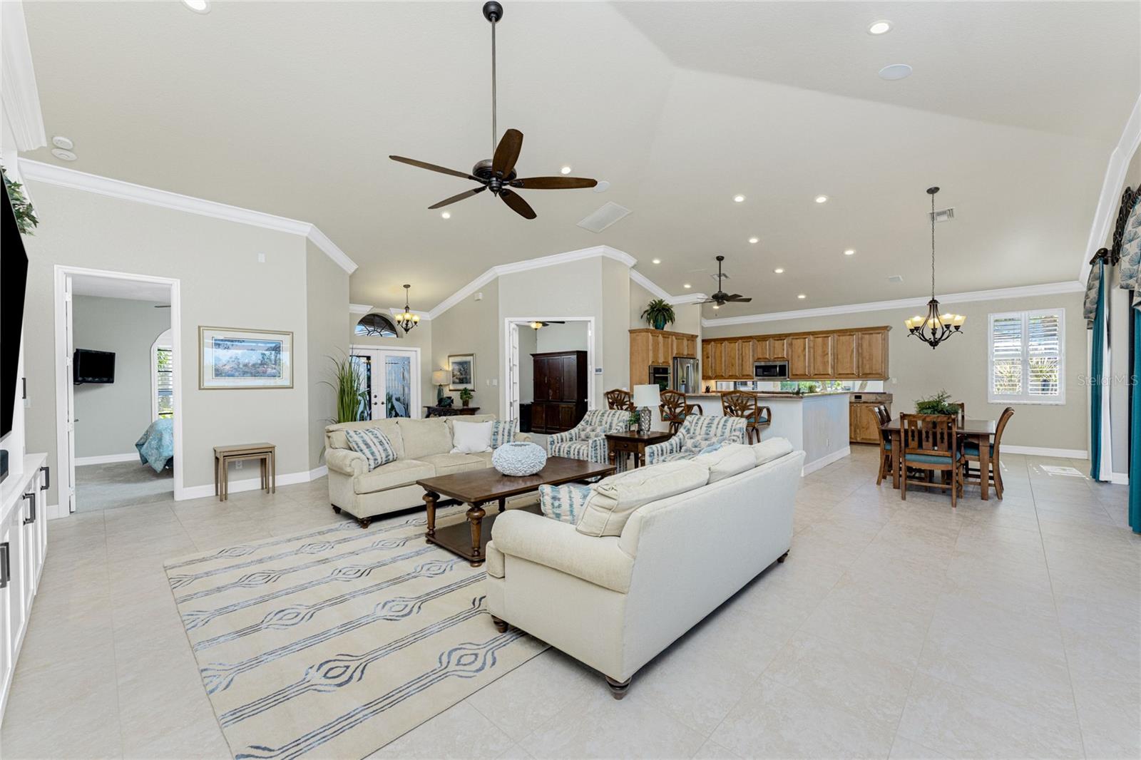 1040 MATECUMBE KEY ROAD