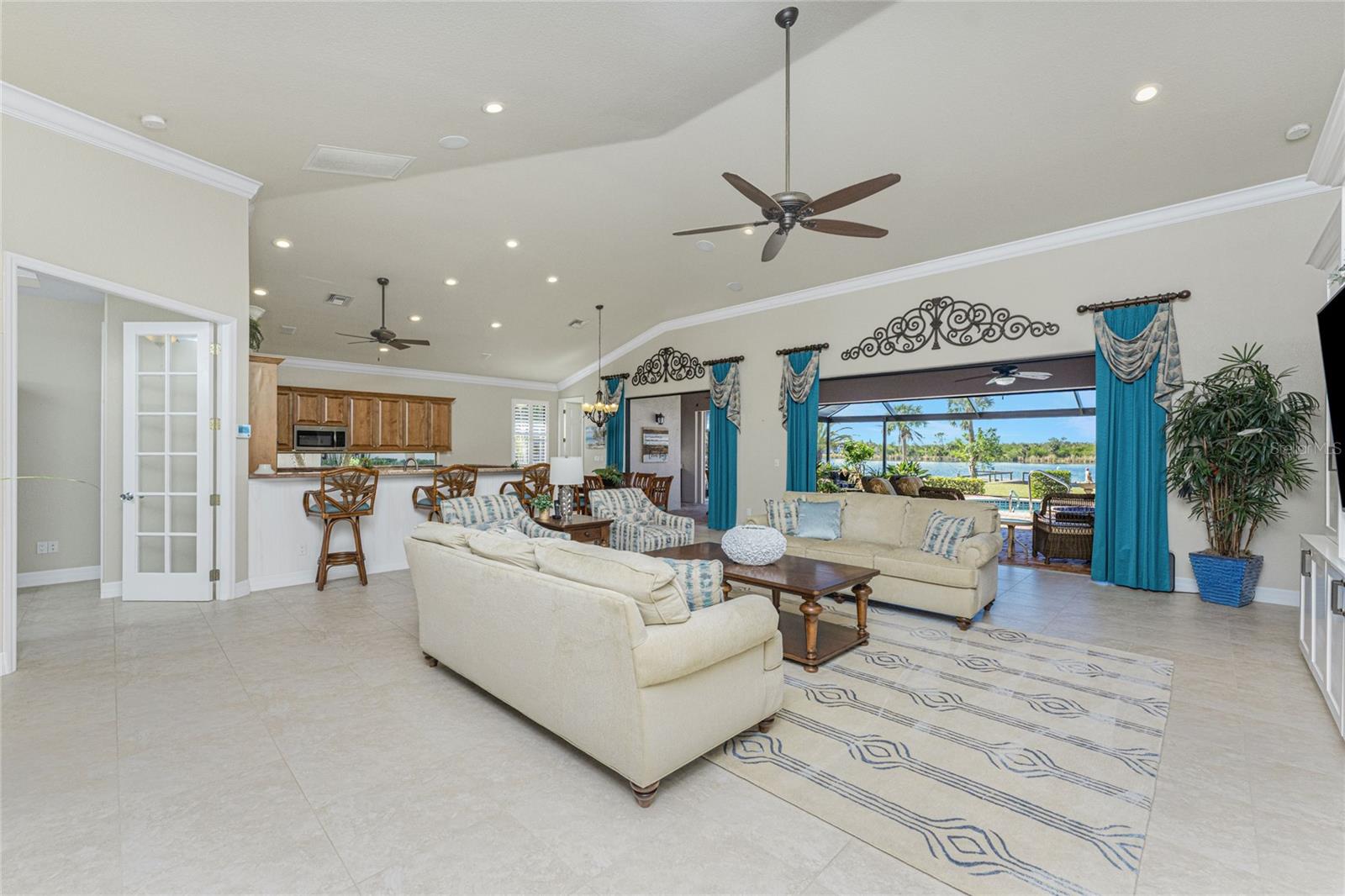 1040 MATECUMBE KEY ROAD