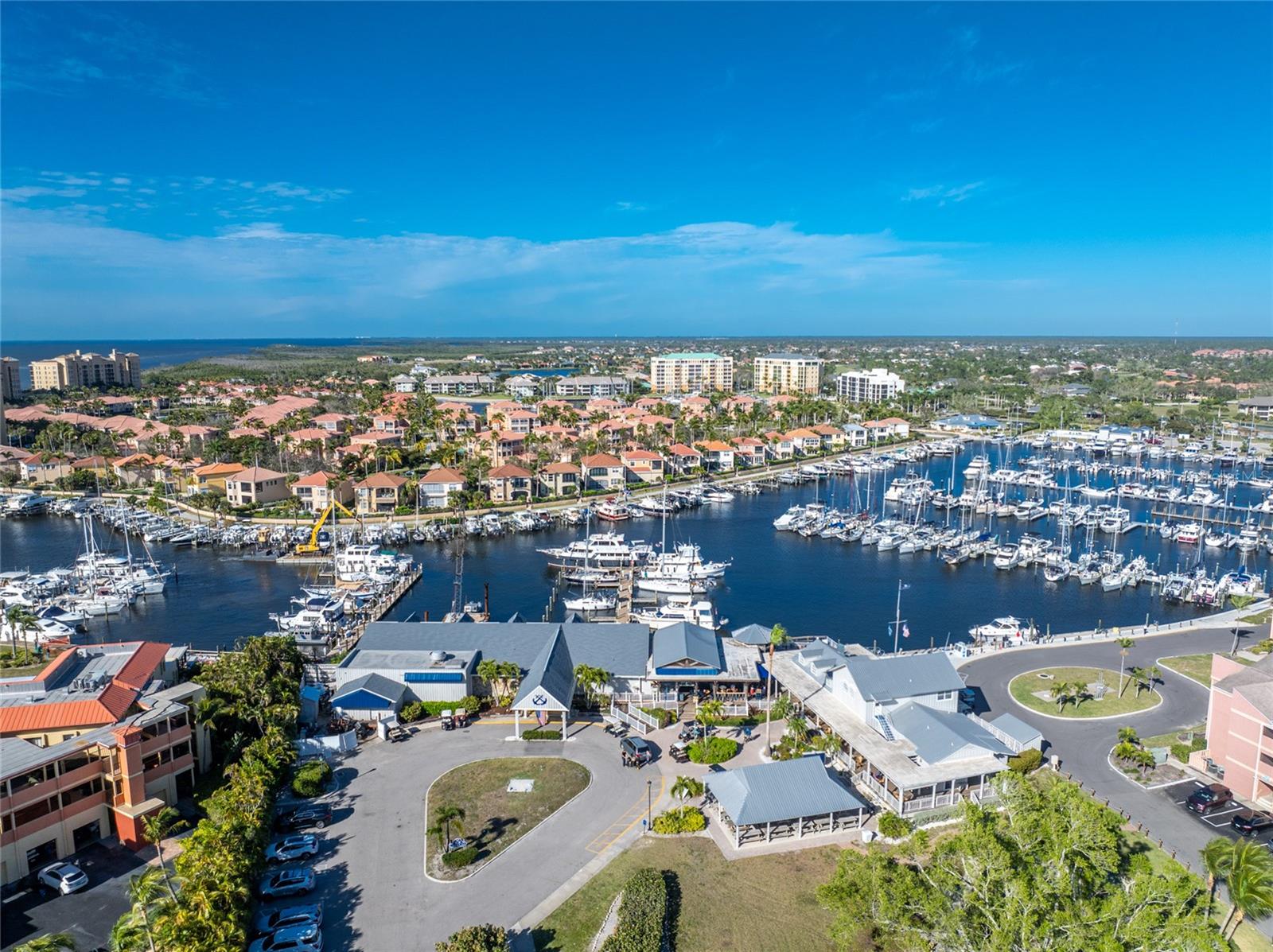 17875 COURTSIDE LANDINGS CIR