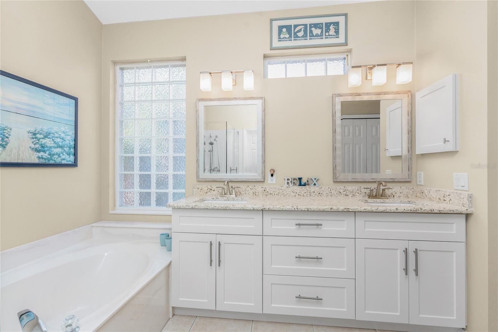 17875 COURTSIDE LANDINGS CIR