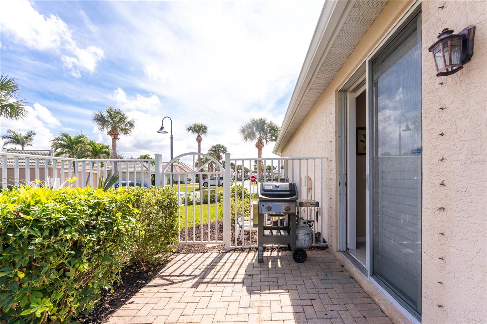 17875 COURTSIDE LANDINGS CIR